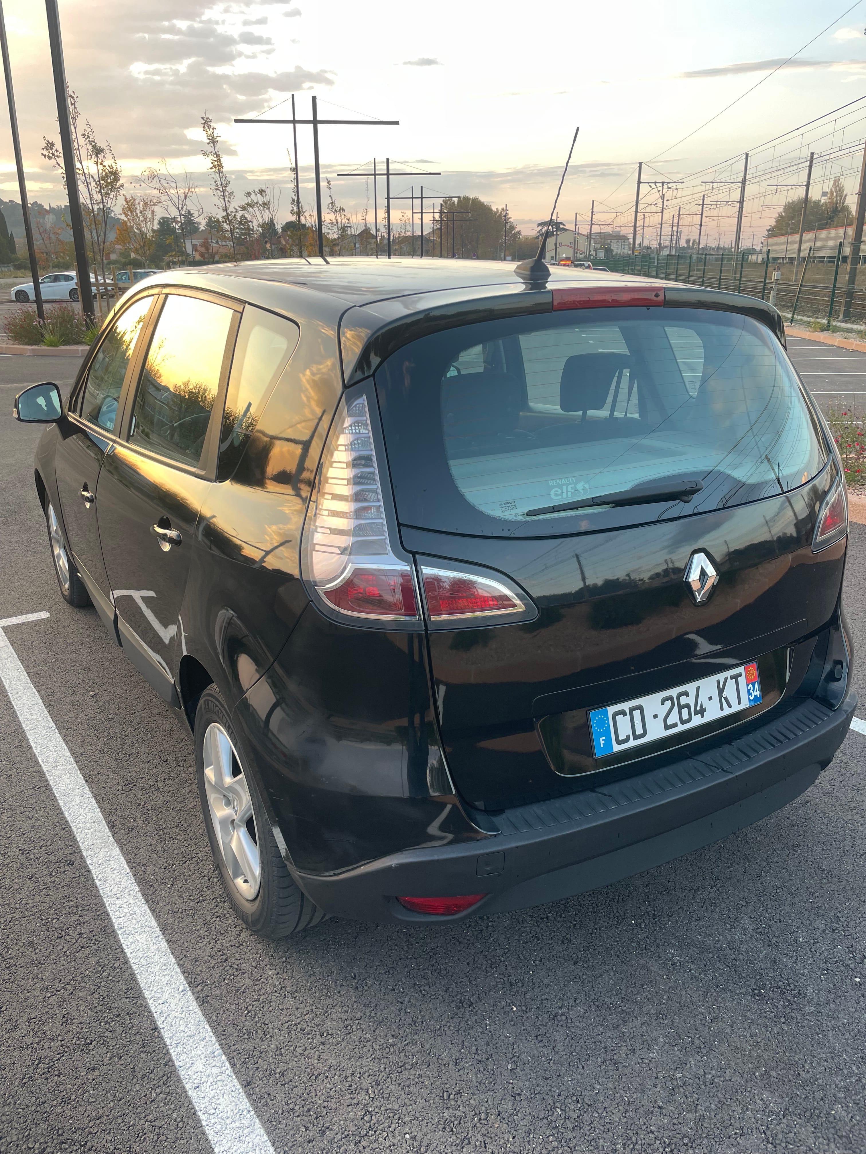Renault Scenic 1.5 dci avec GPS