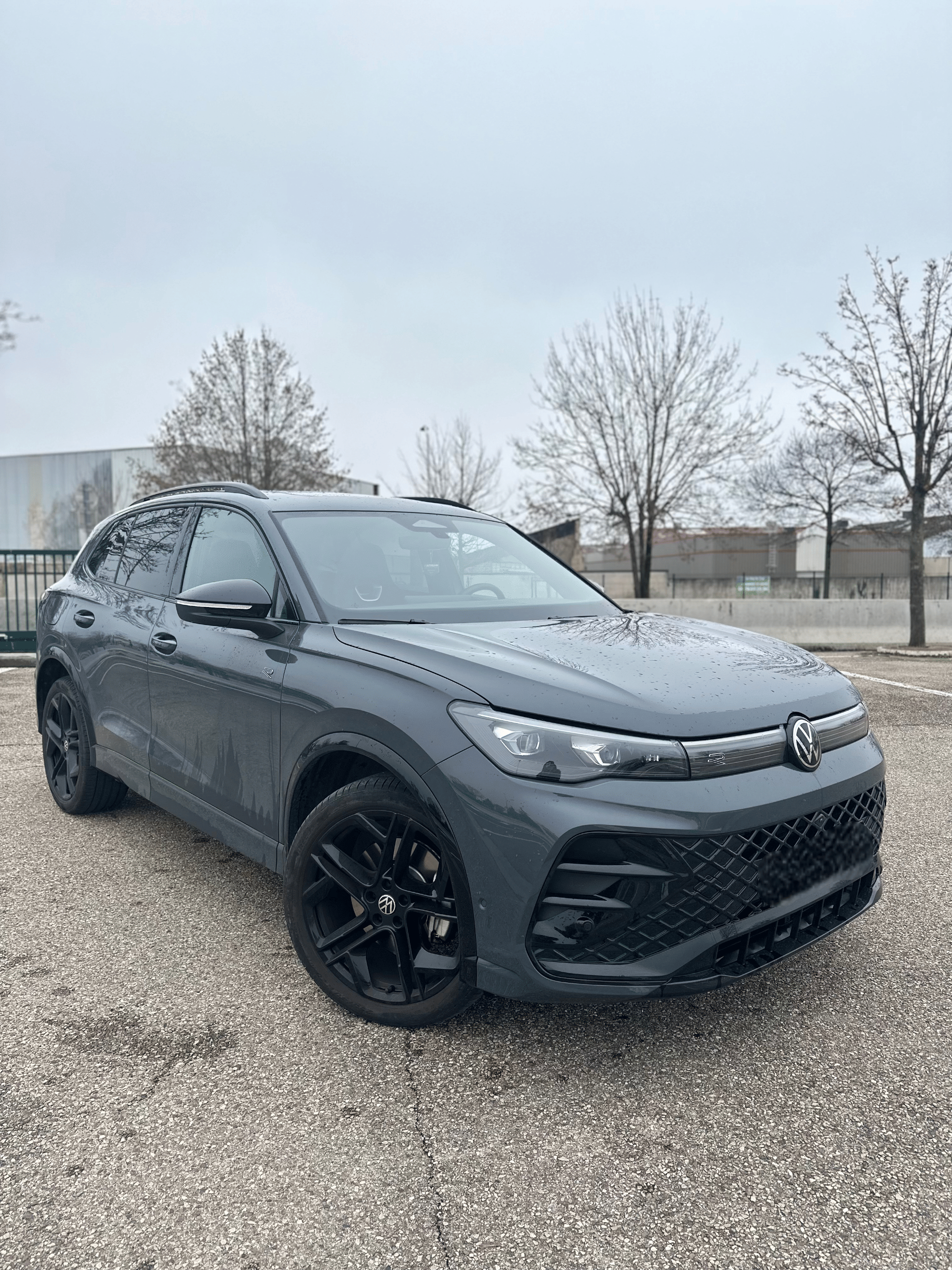 Volkswagen Tiguan SE R-LINE Black avec Climatisation
