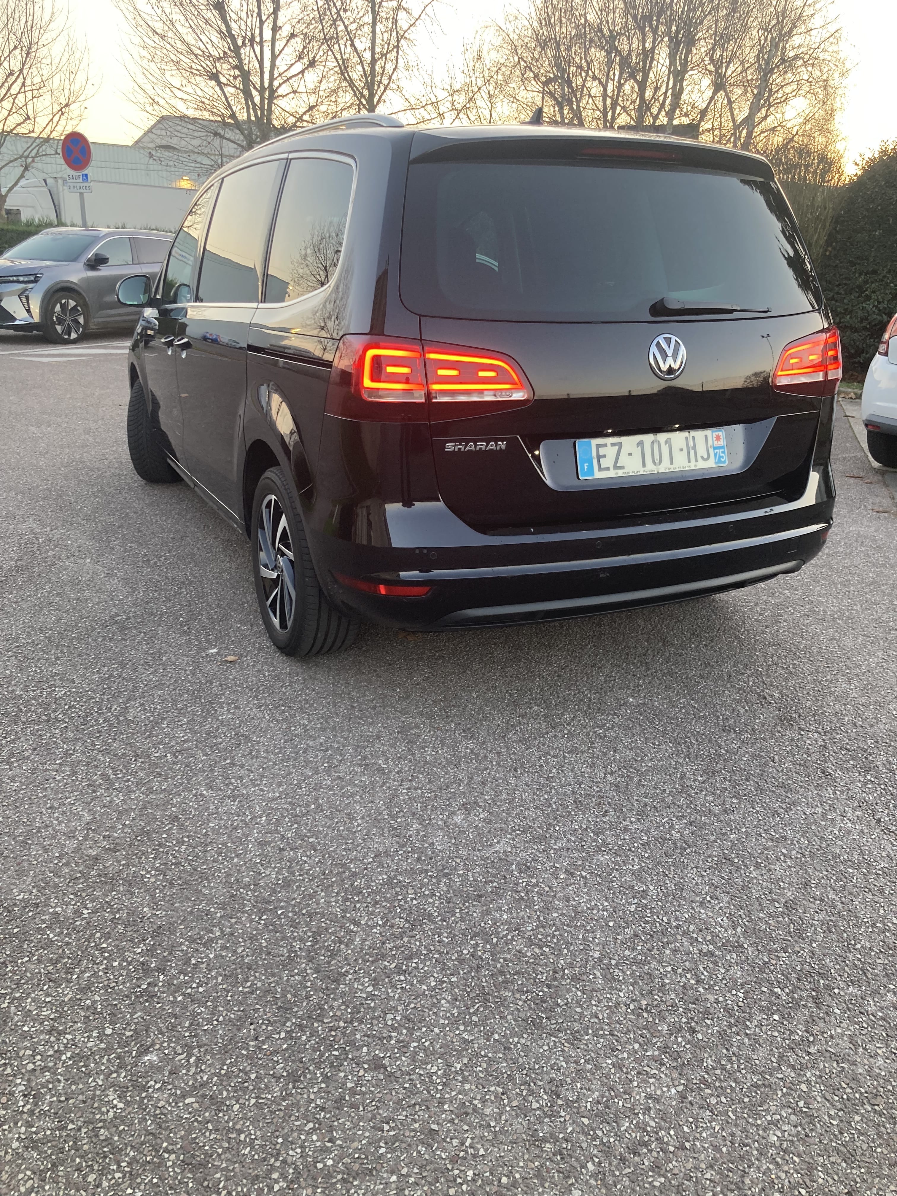 Volkswagen Sharan avec GPS