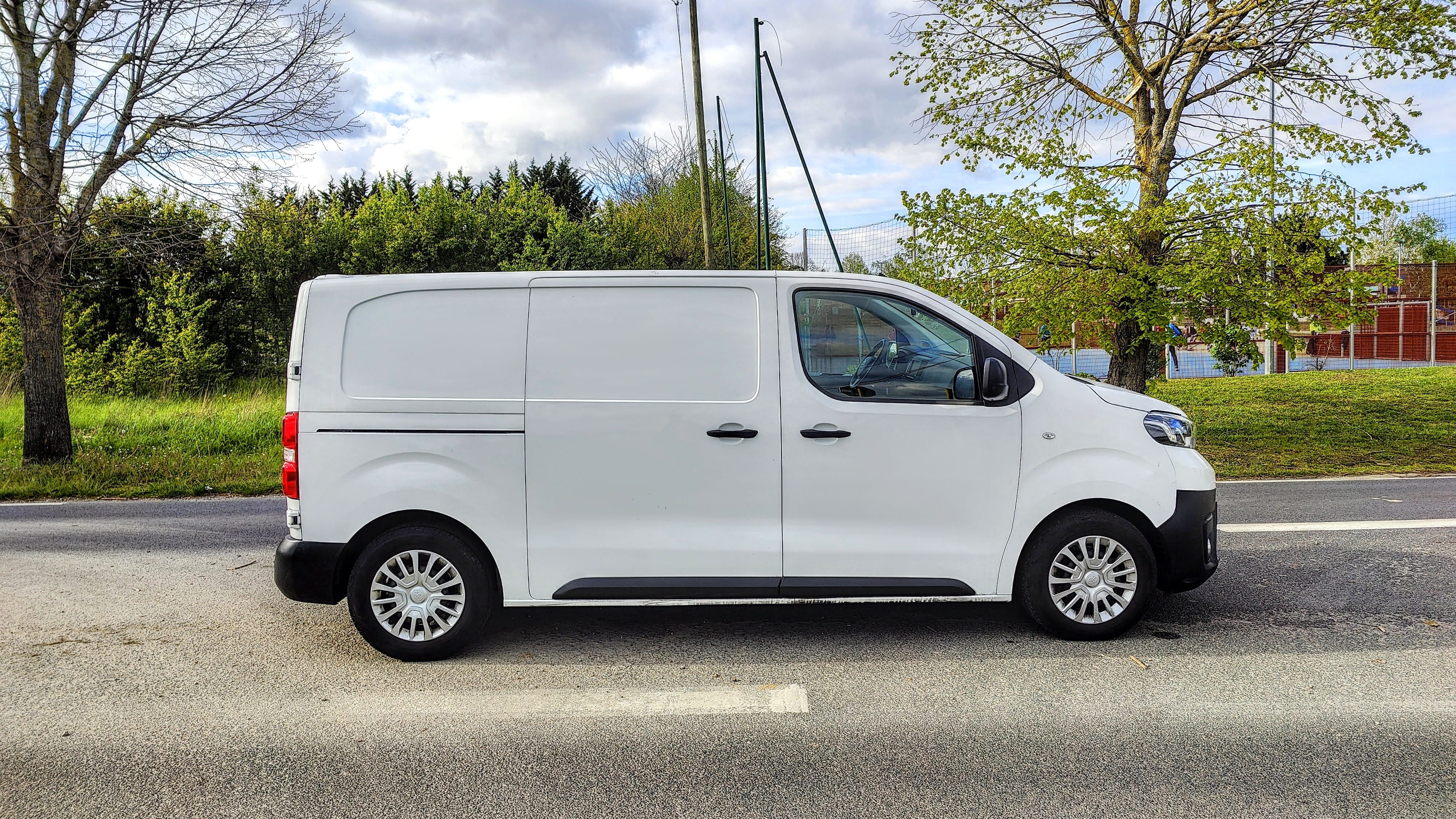 Toyota Proace Fourgon  6,6m3 - FZ720DP avec Climatisation