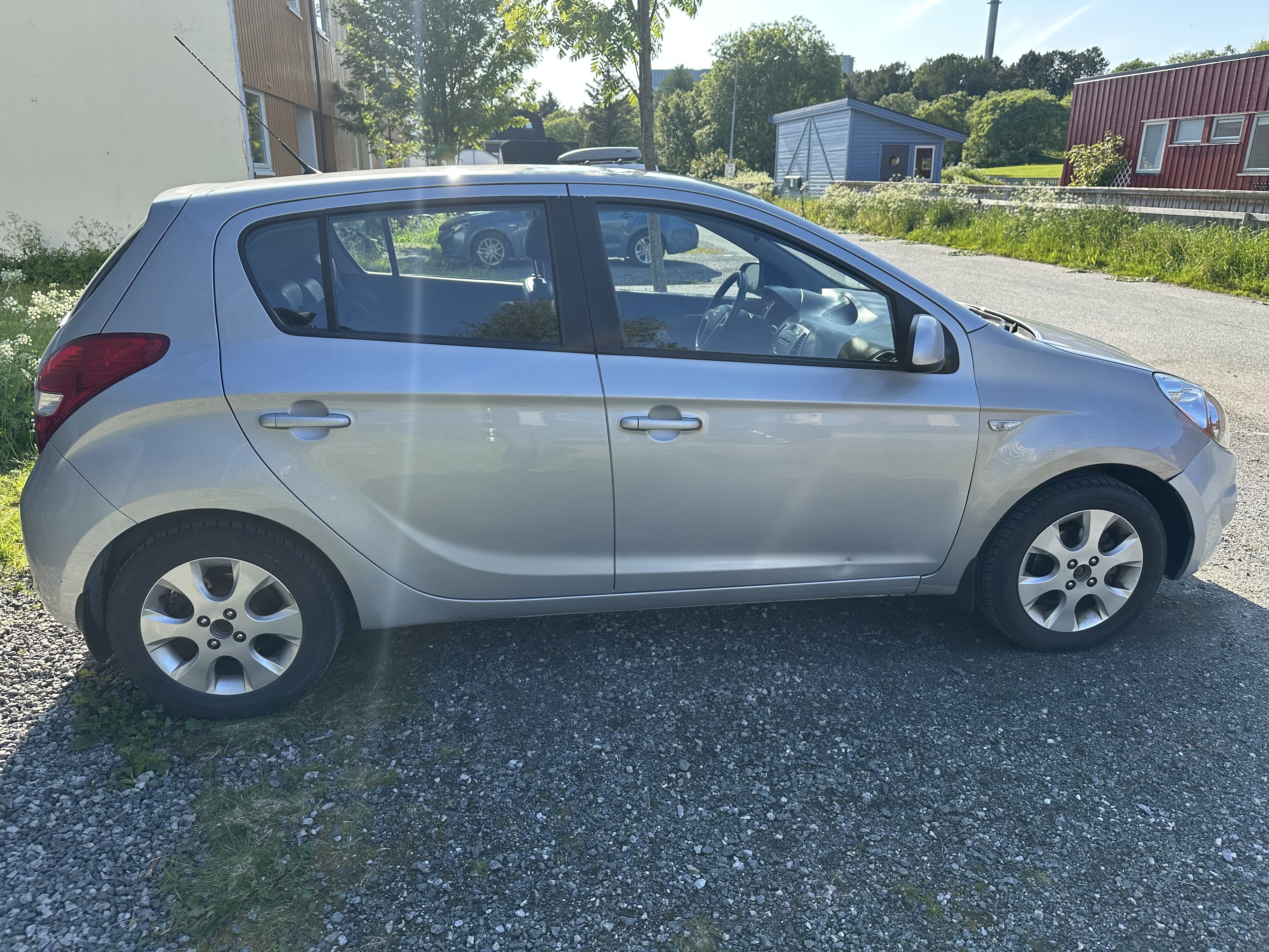 Hyundai i20 with Air conditioning