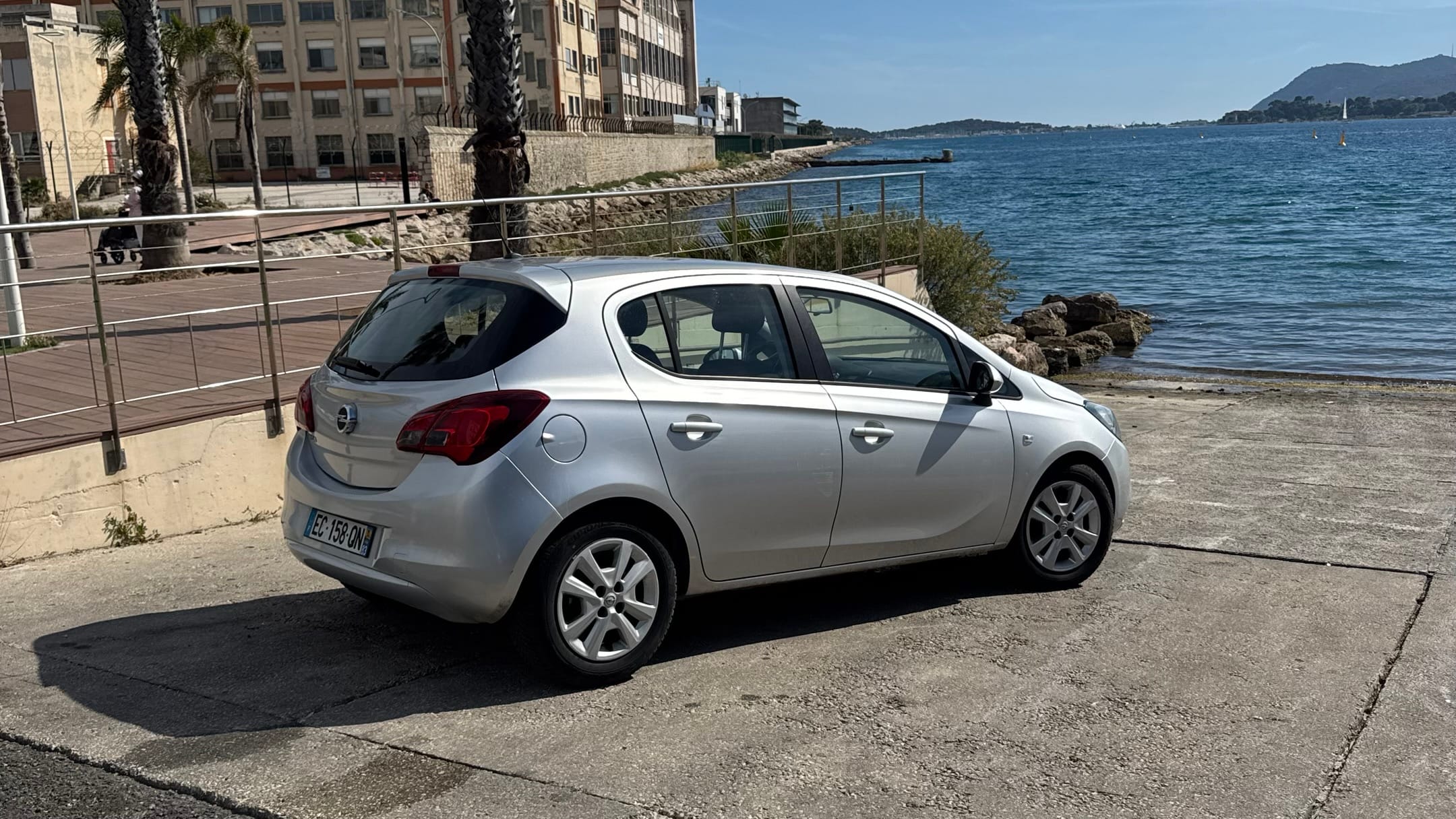 Opel Corsa avec Audio Bluetooth