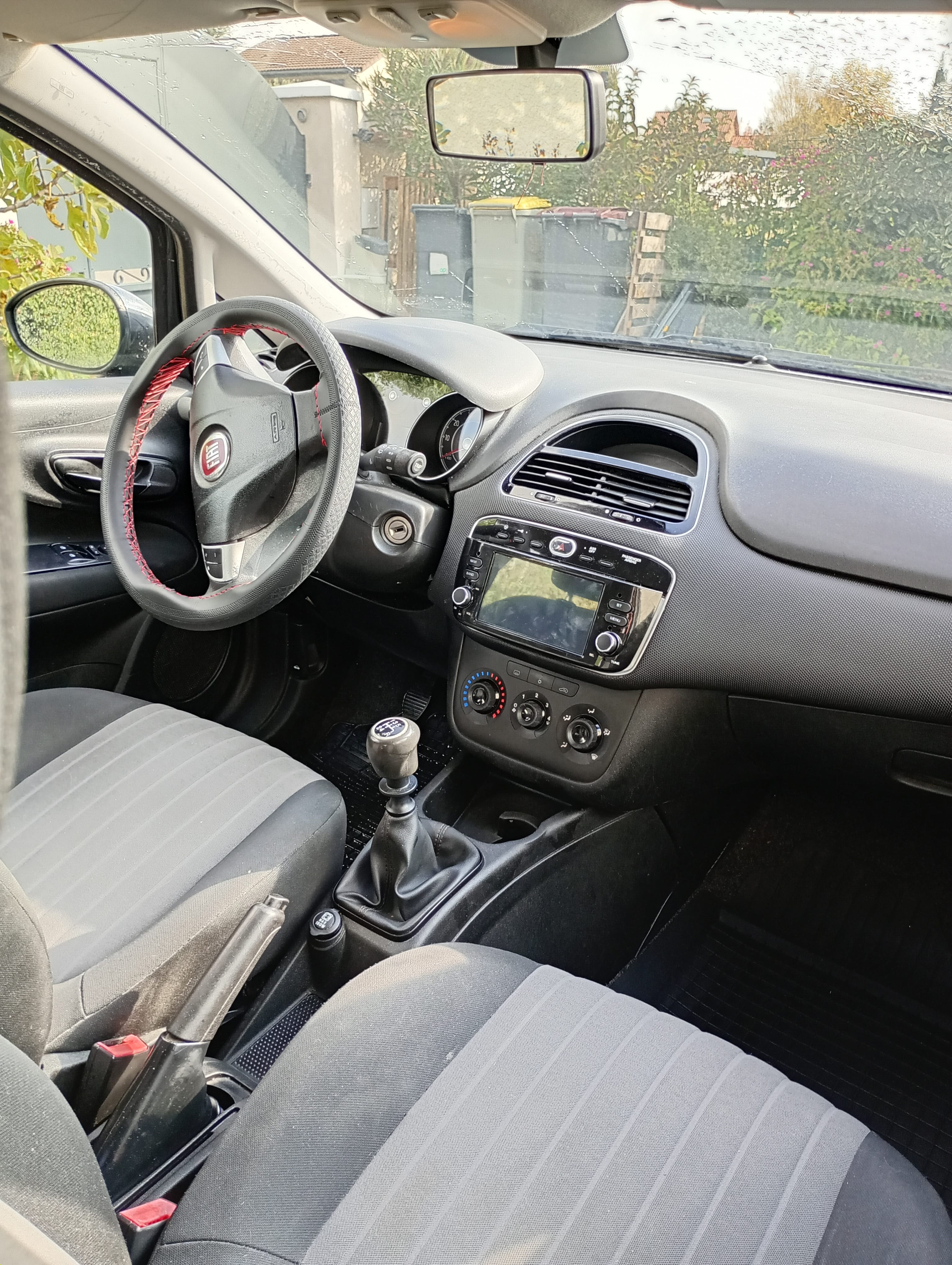 Fiat Punto avec Siège bébé