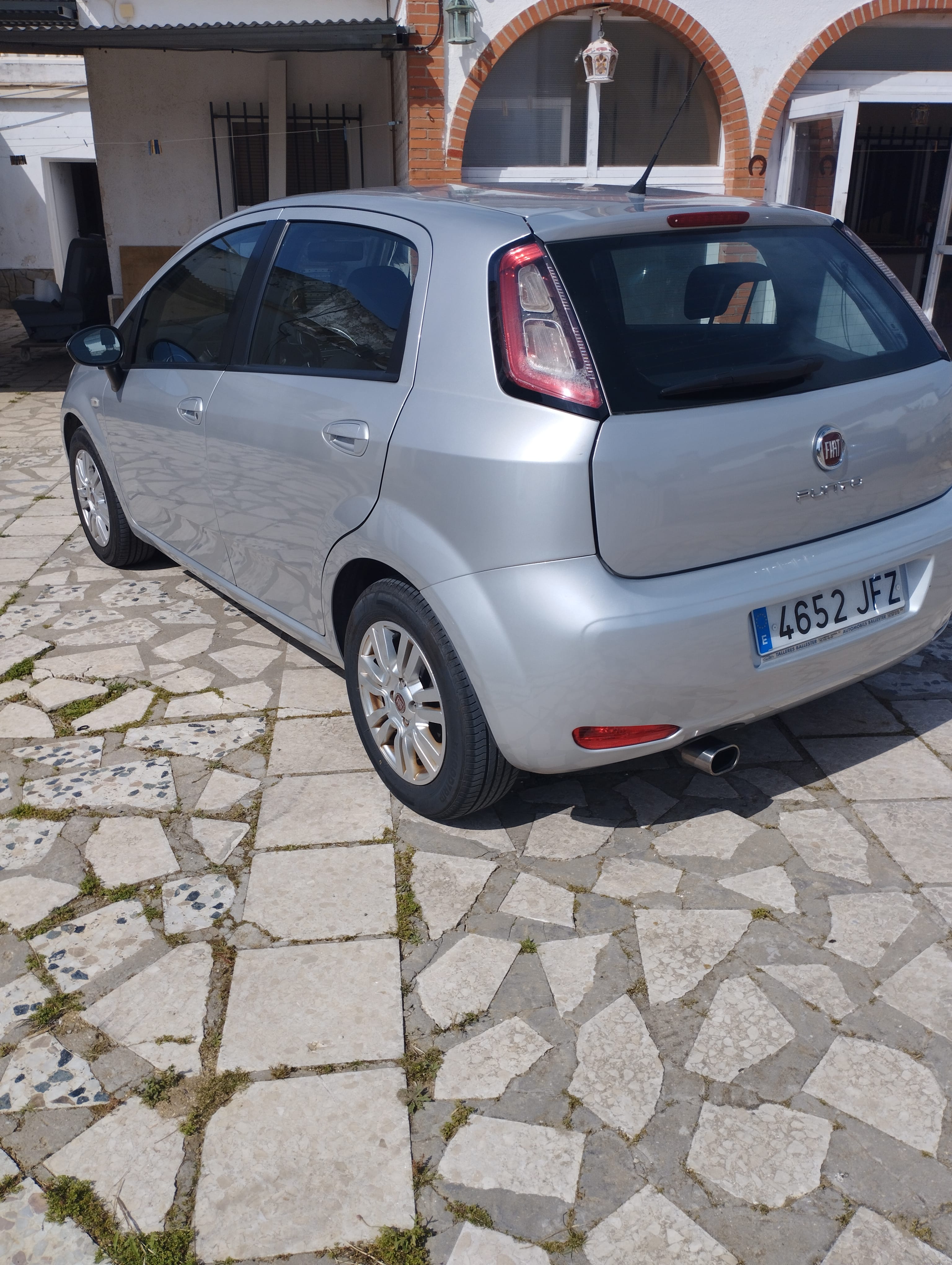 Fiat Punto 1.3 con Aire acondicionado