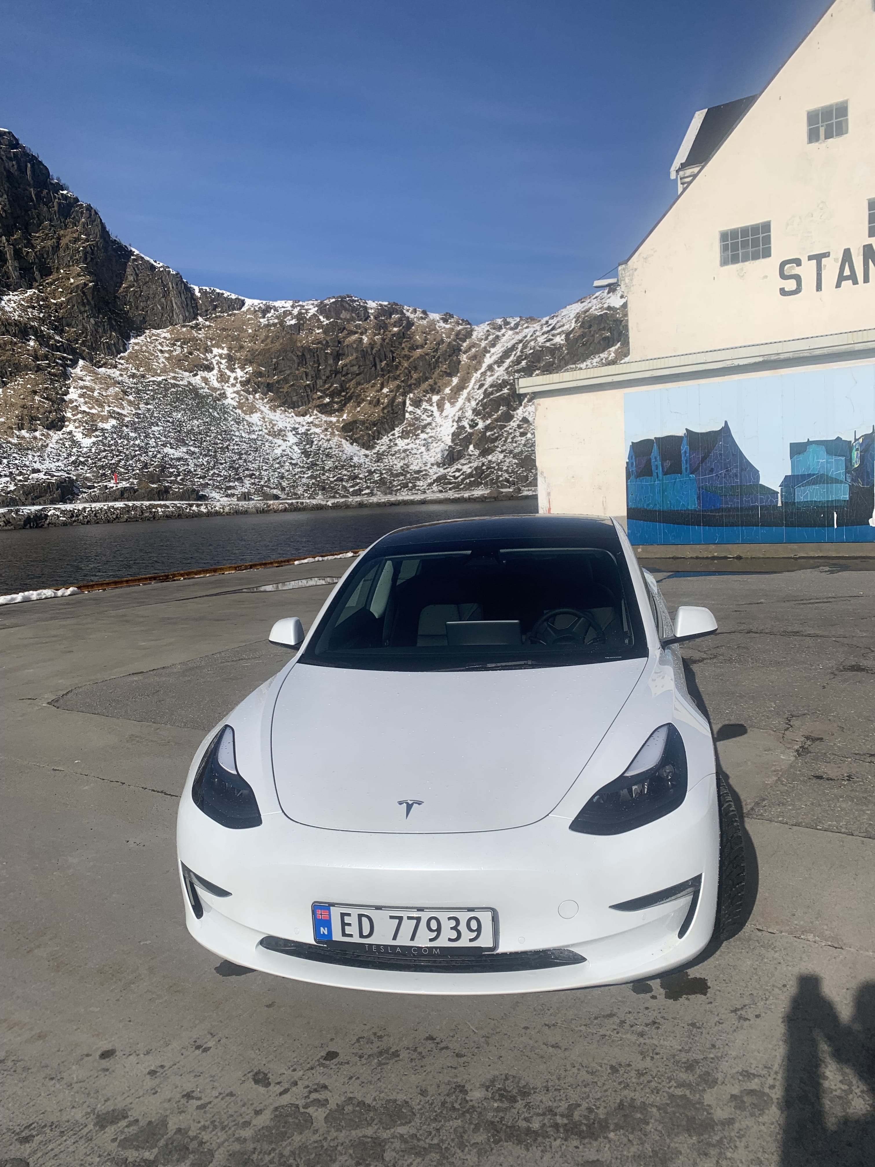 Tesla Model 3 med Bluetooth audio