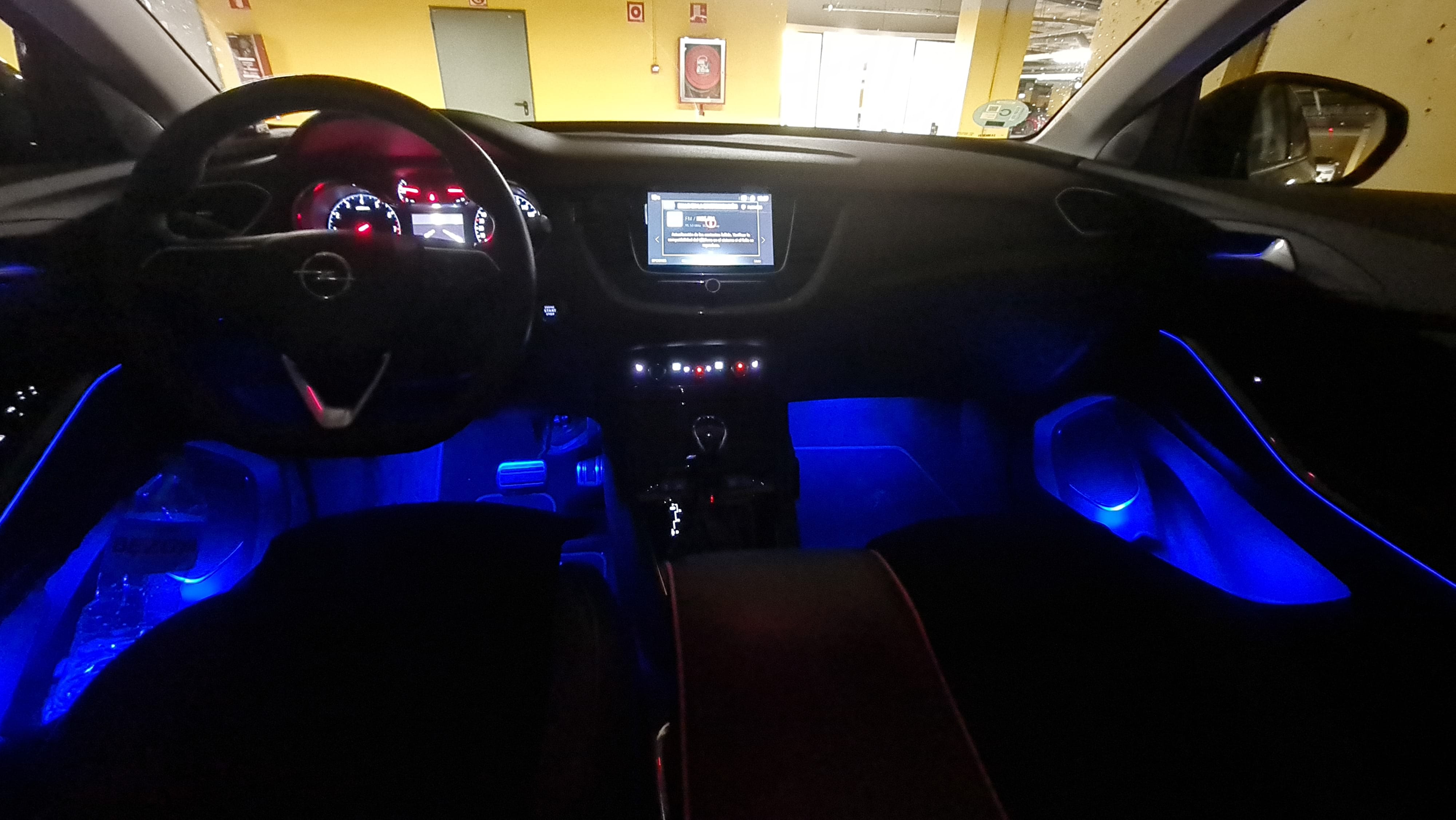 Opel Grandland 1.6 AT8 ULTIMATE