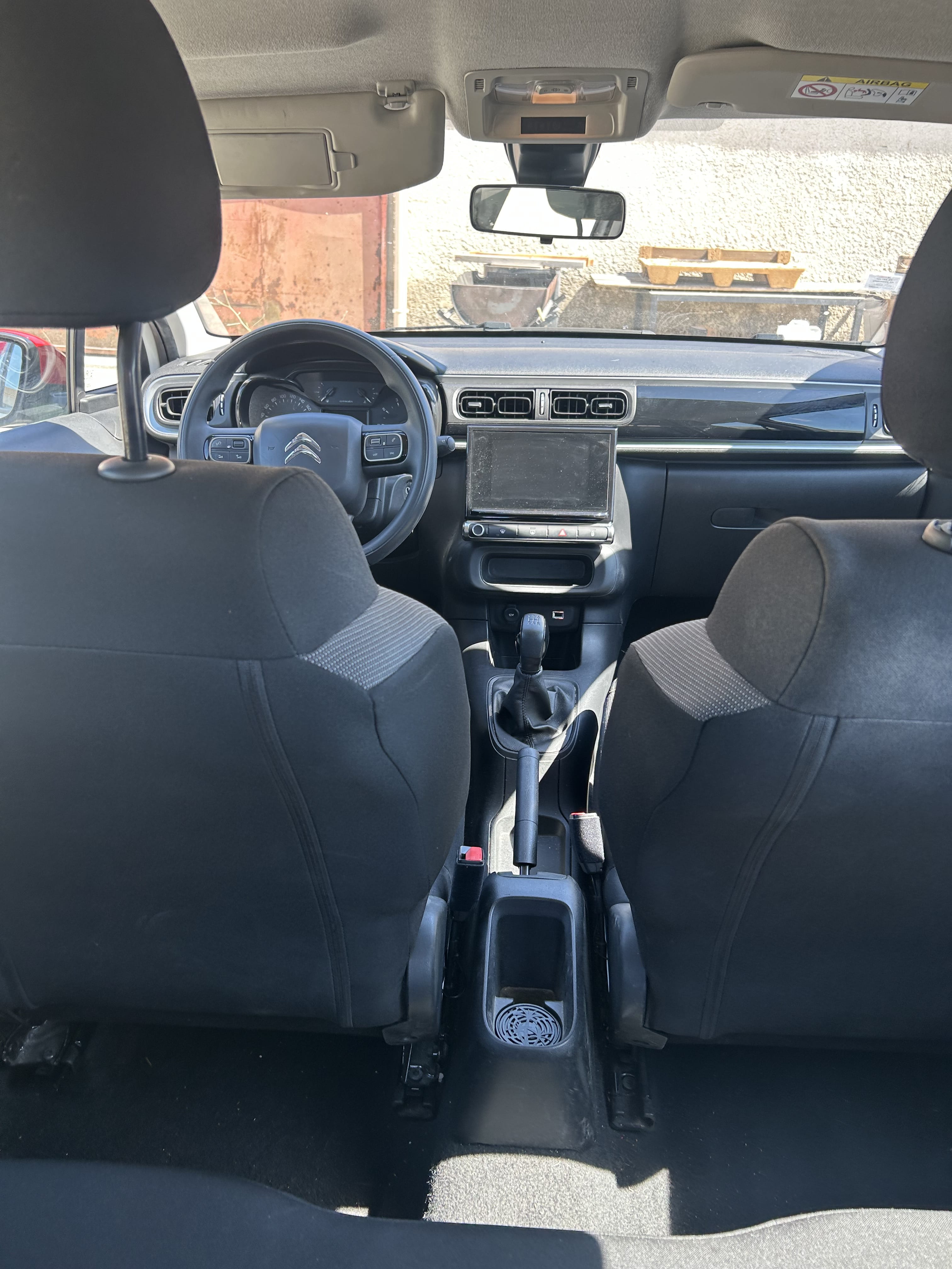 Citroen C3 essence blanche avec Audio Bluetooth