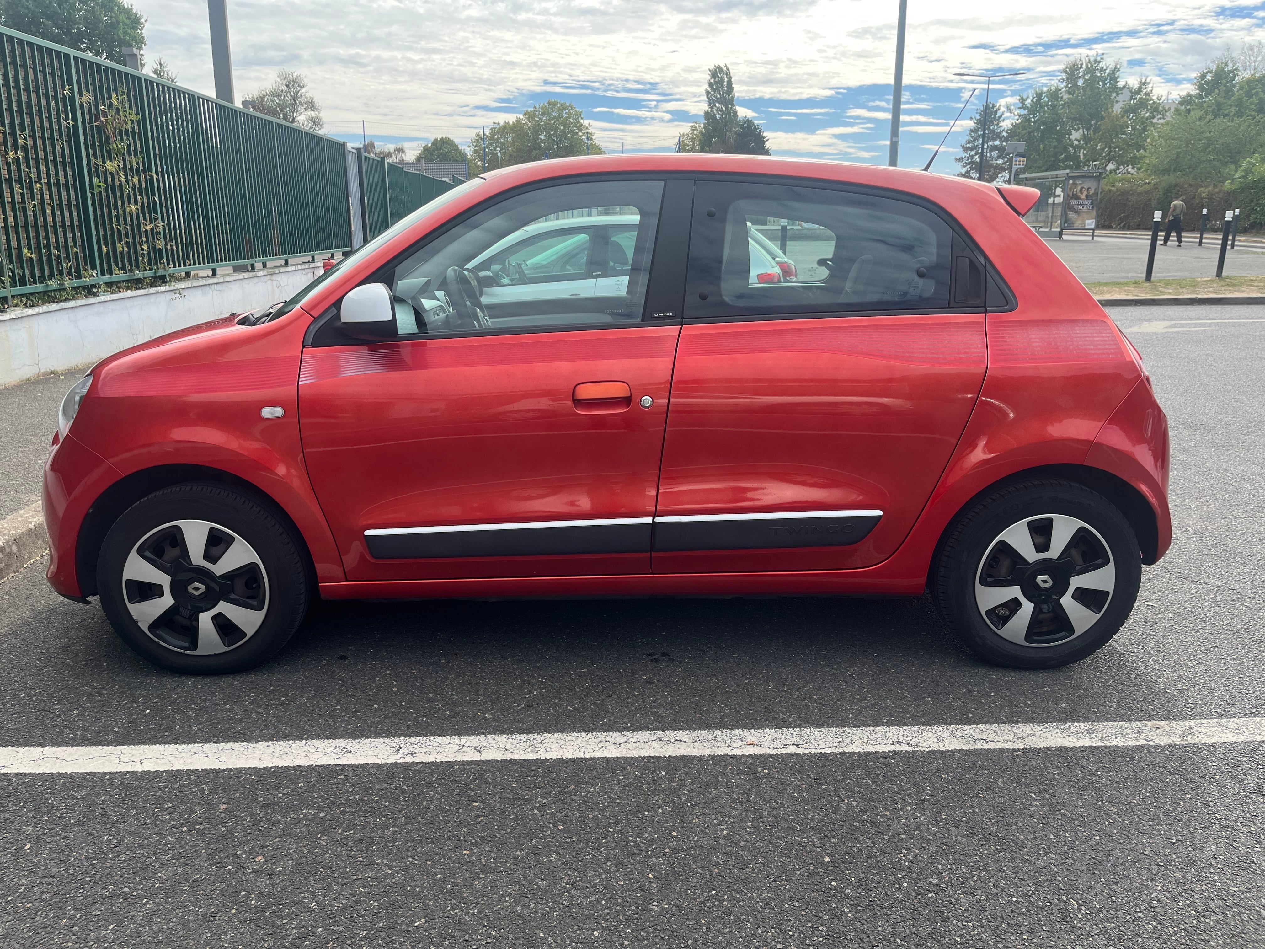 Renault Twingo III avec Climatisation