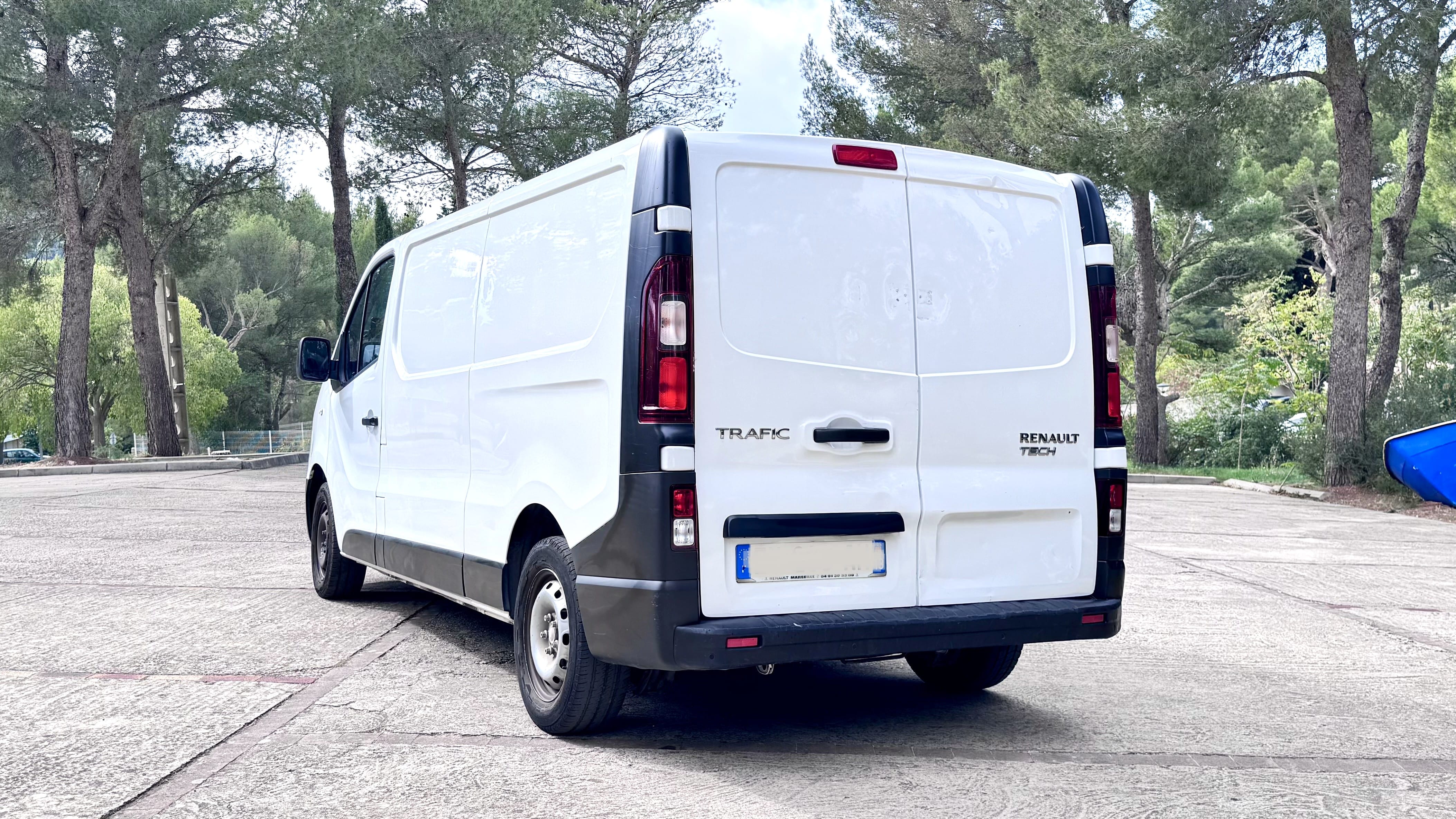 Renault Trafic 3 - Rallongé (6m3) - 1.6 DCI 120 - 2018 con Control de velocidad