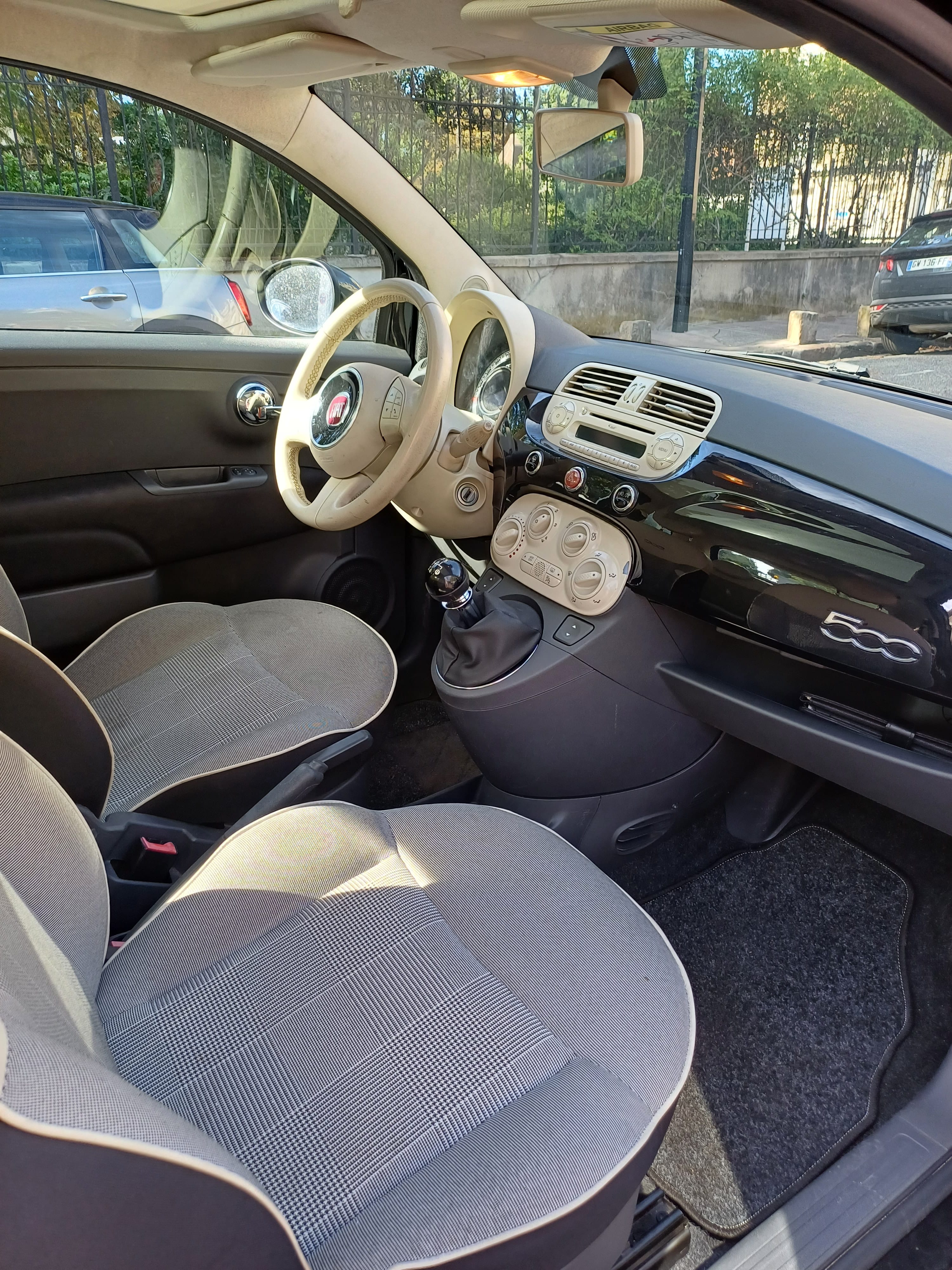 Fiat 500 avec Entrée audio / iPod