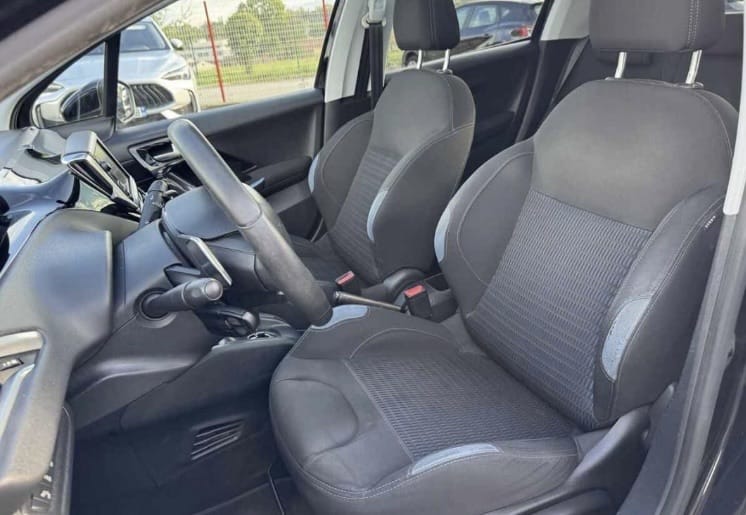 Peugeot 208 avec Audio Bluetooth