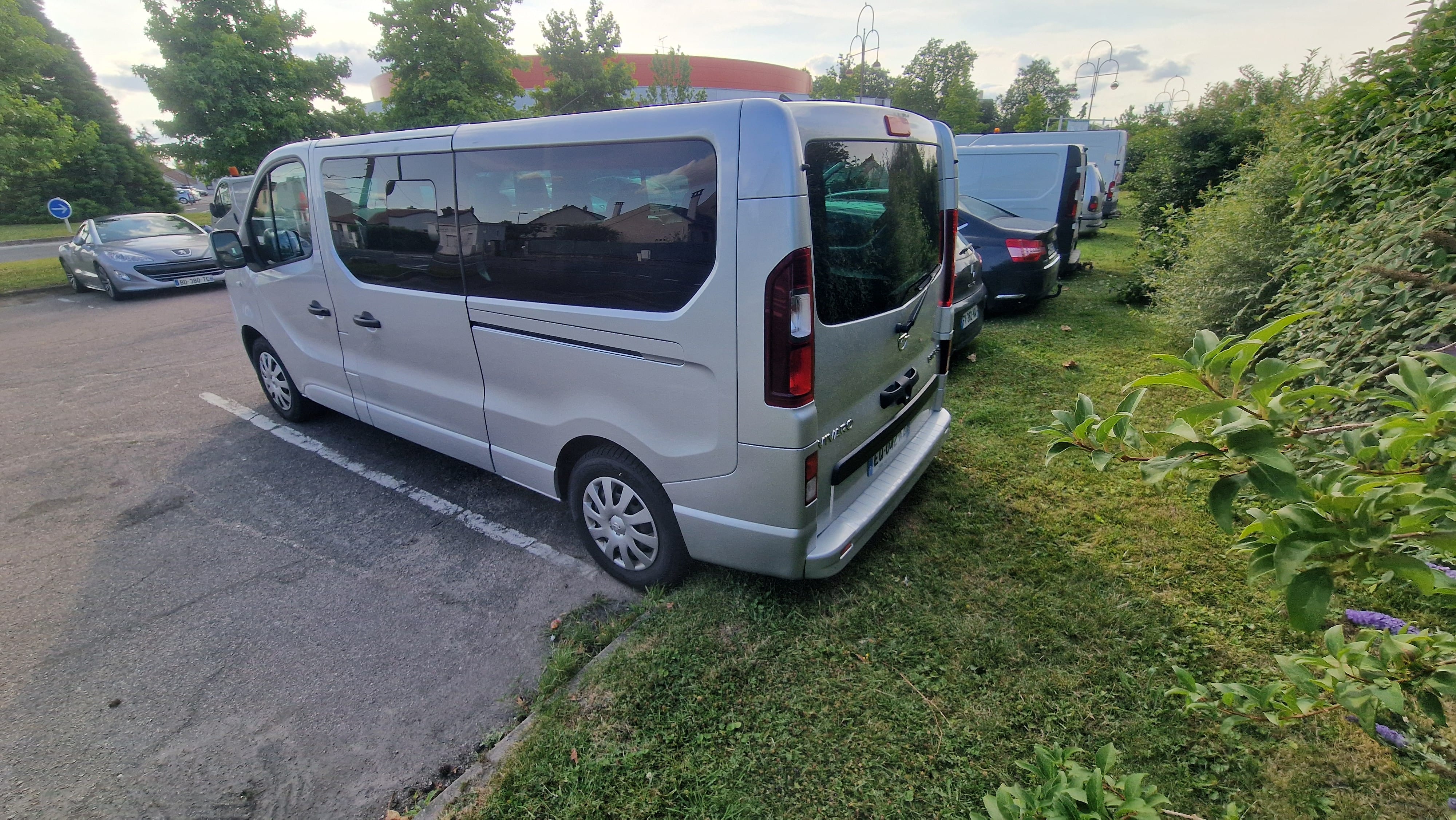 Opel Vivaro Combi Vivaro combi EQ042 avec Régulateur de vitesse