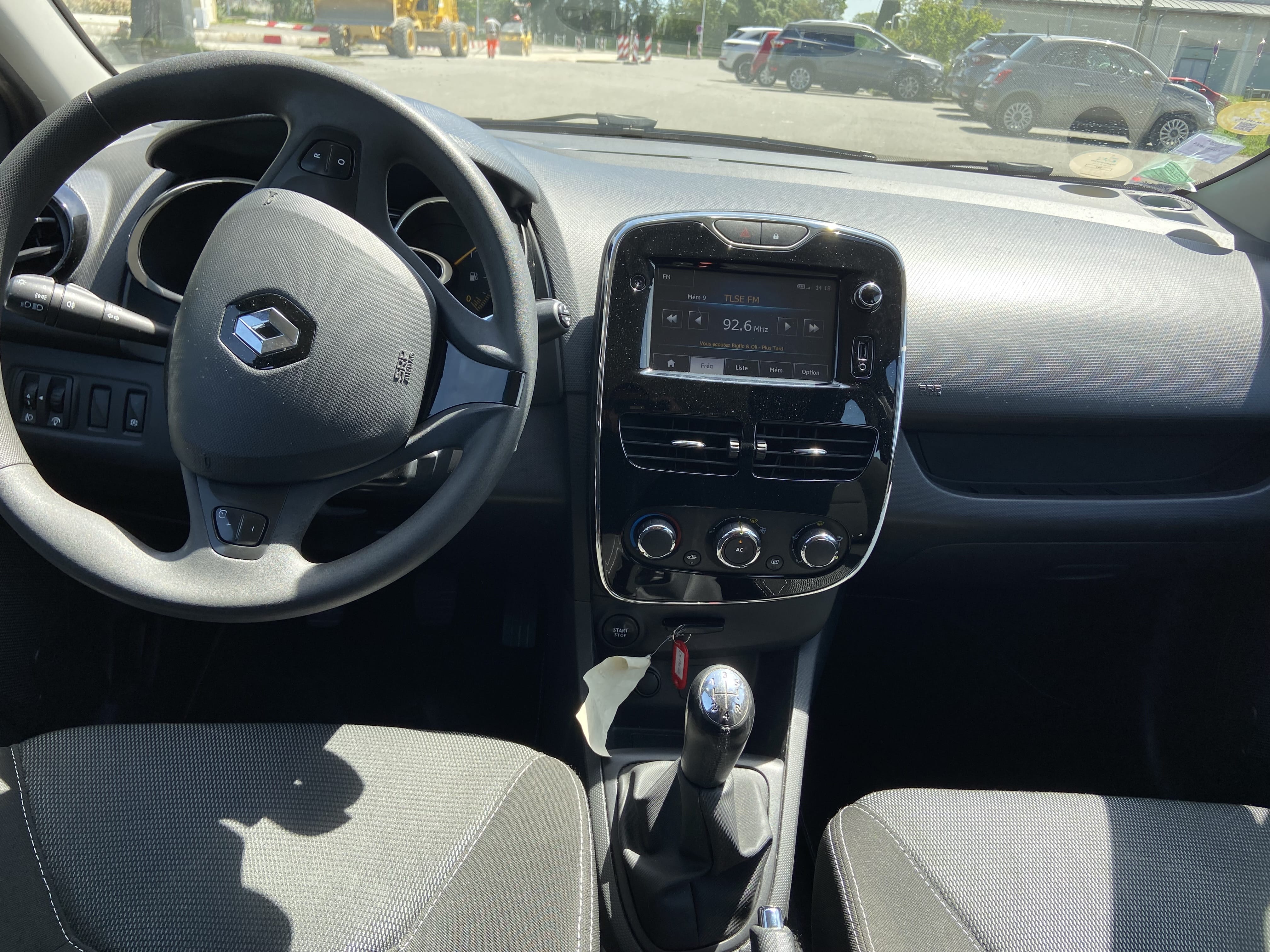 Renault Clio CM196GZ met Cruise control