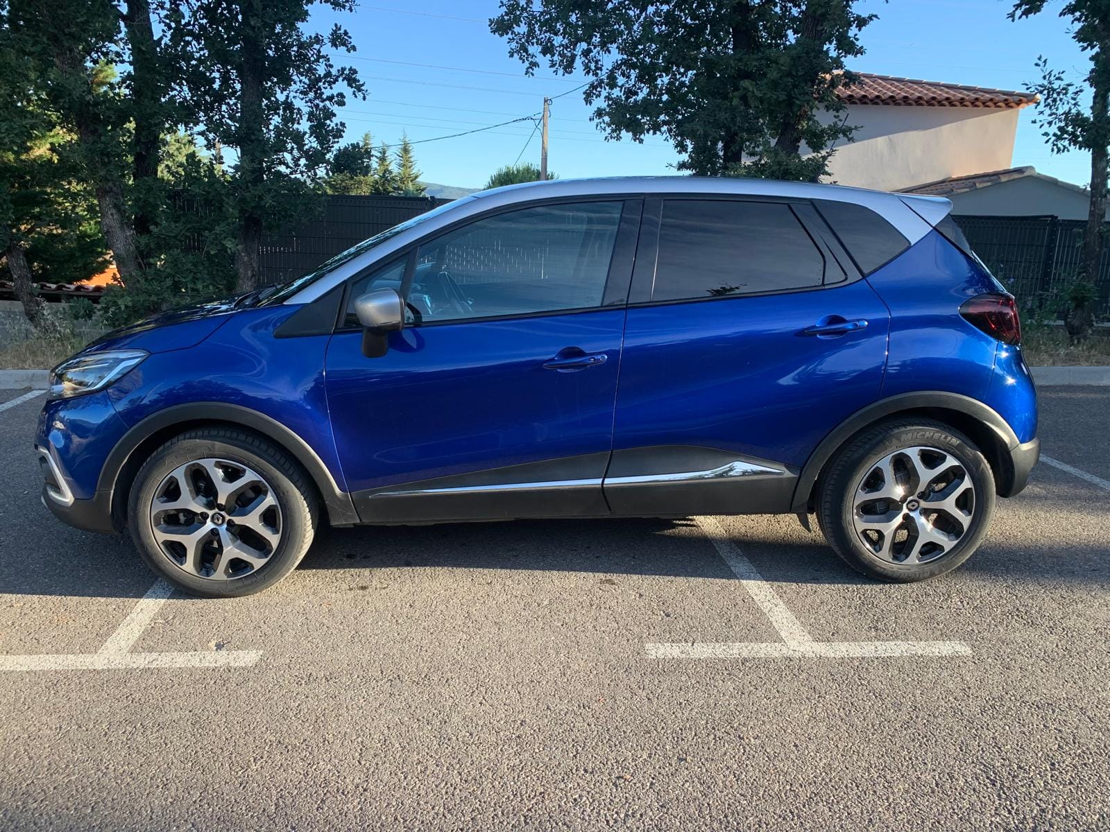 Renault Captur 1.3 tce essence avec Climatisation