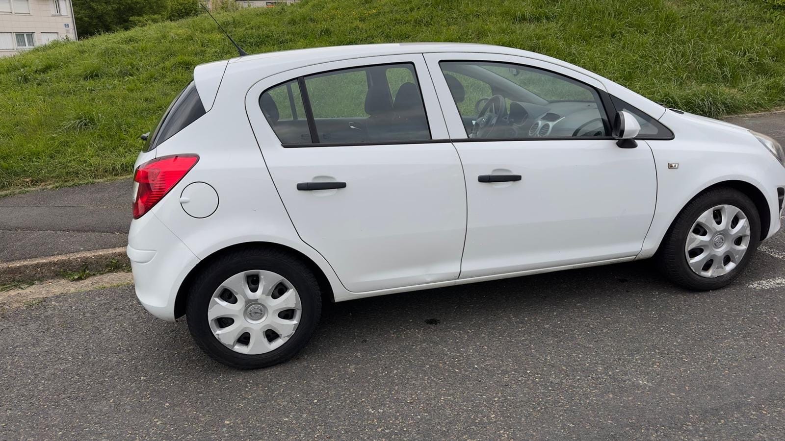 Opel Corsa, 2014, Essence 95