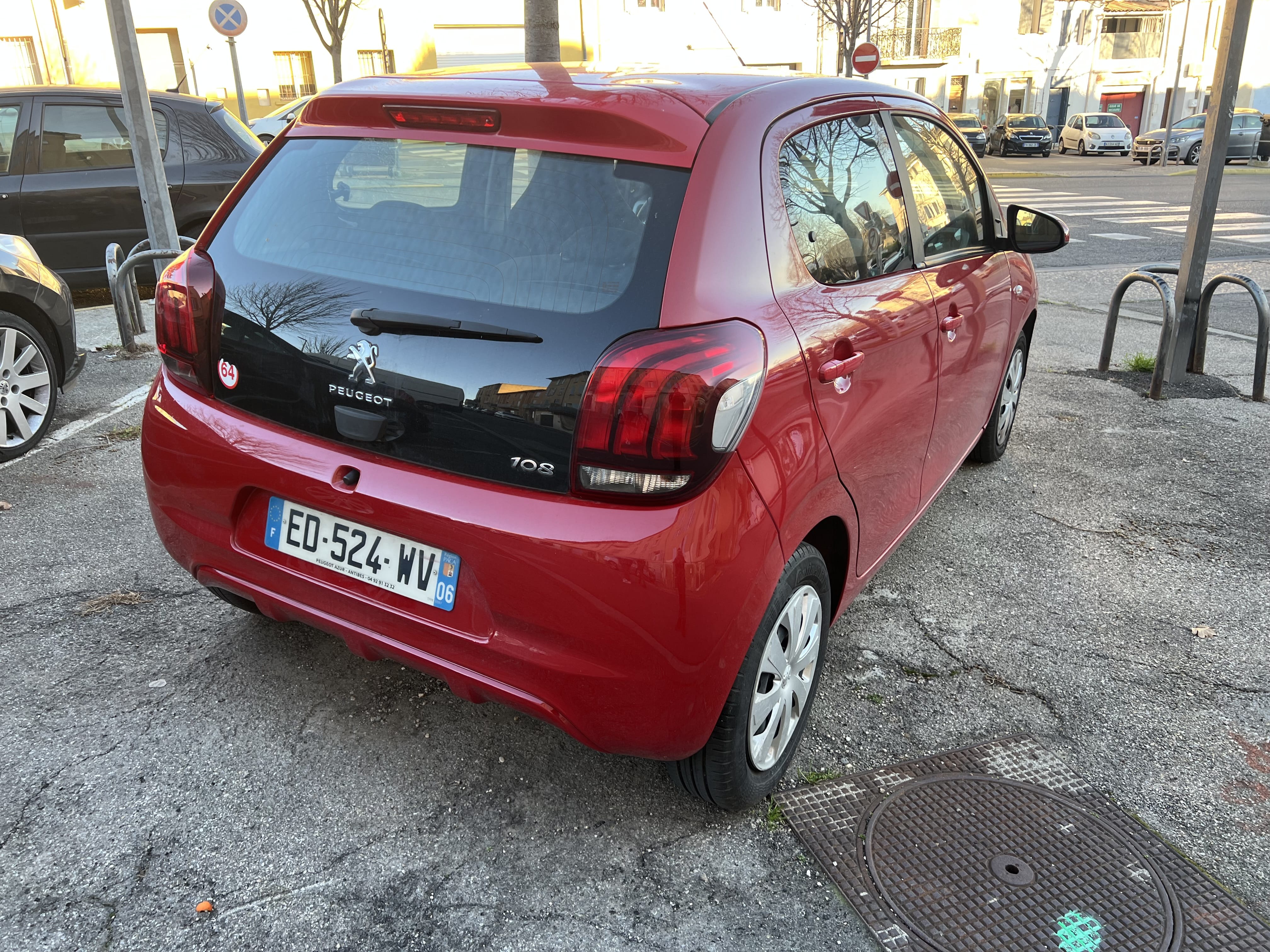 Peugeot 108 1.0 avec Régulateur de vitesse