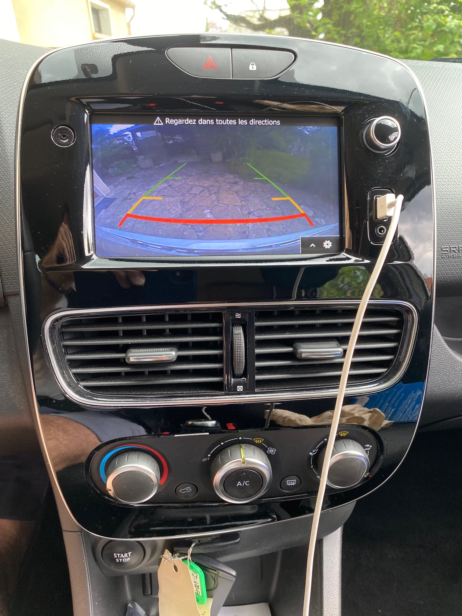 Renault Clio avec Apple CarPlay