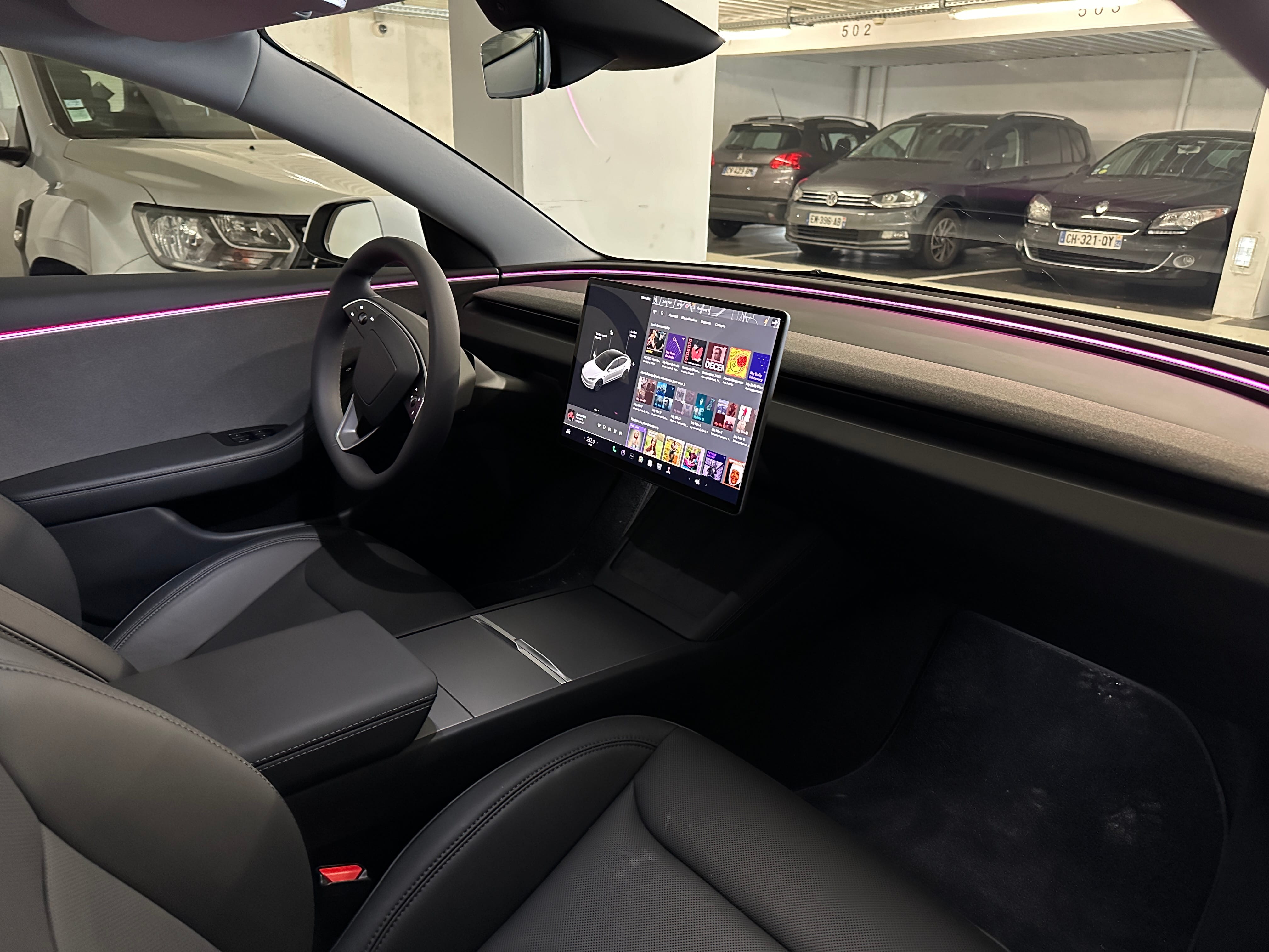 Tesla Model 3 Électrique avec Climatisation