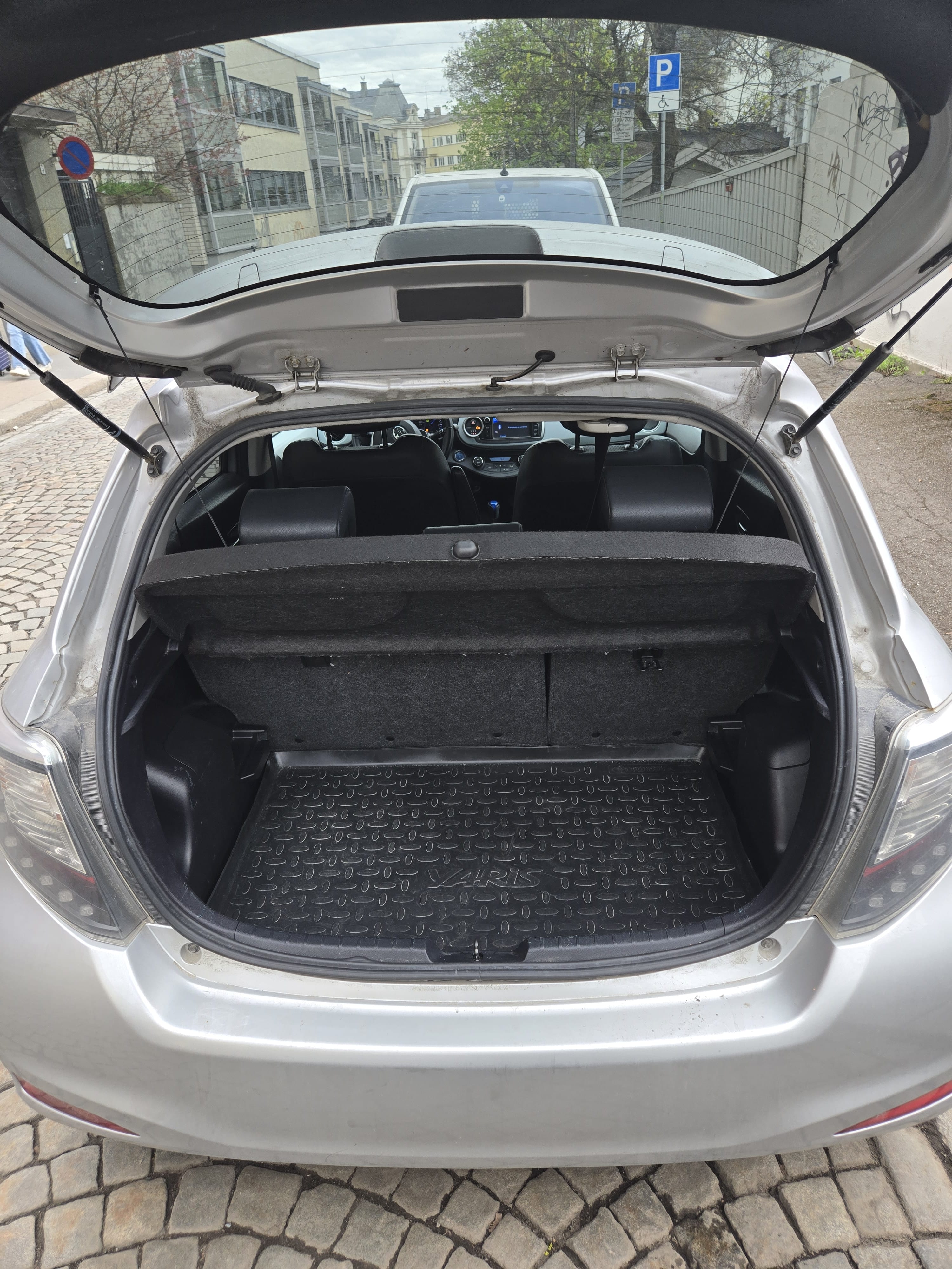 Toyota Yaris 1,5 Bensin, Automat