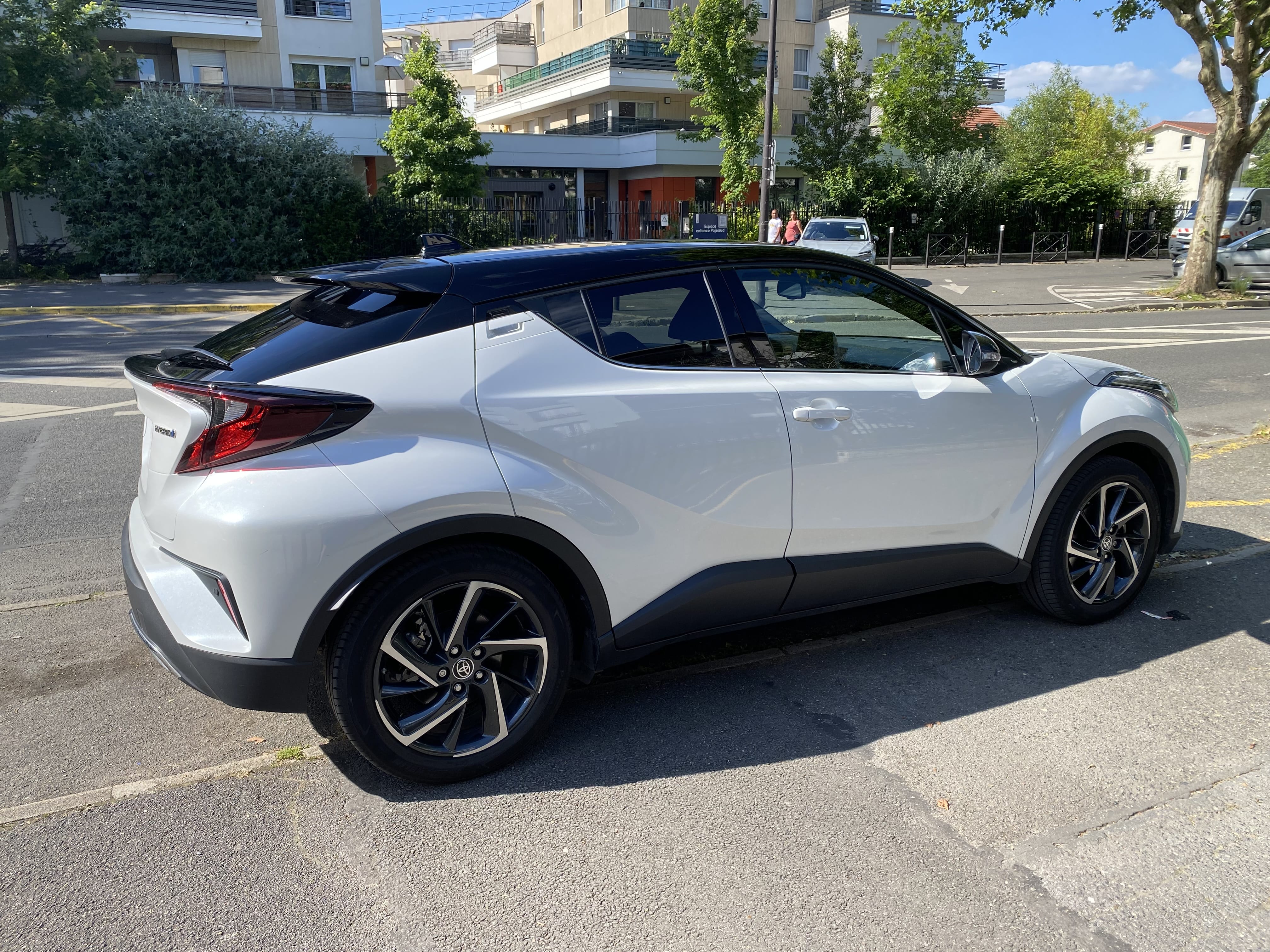 Toyota C-HR avec Climatisation