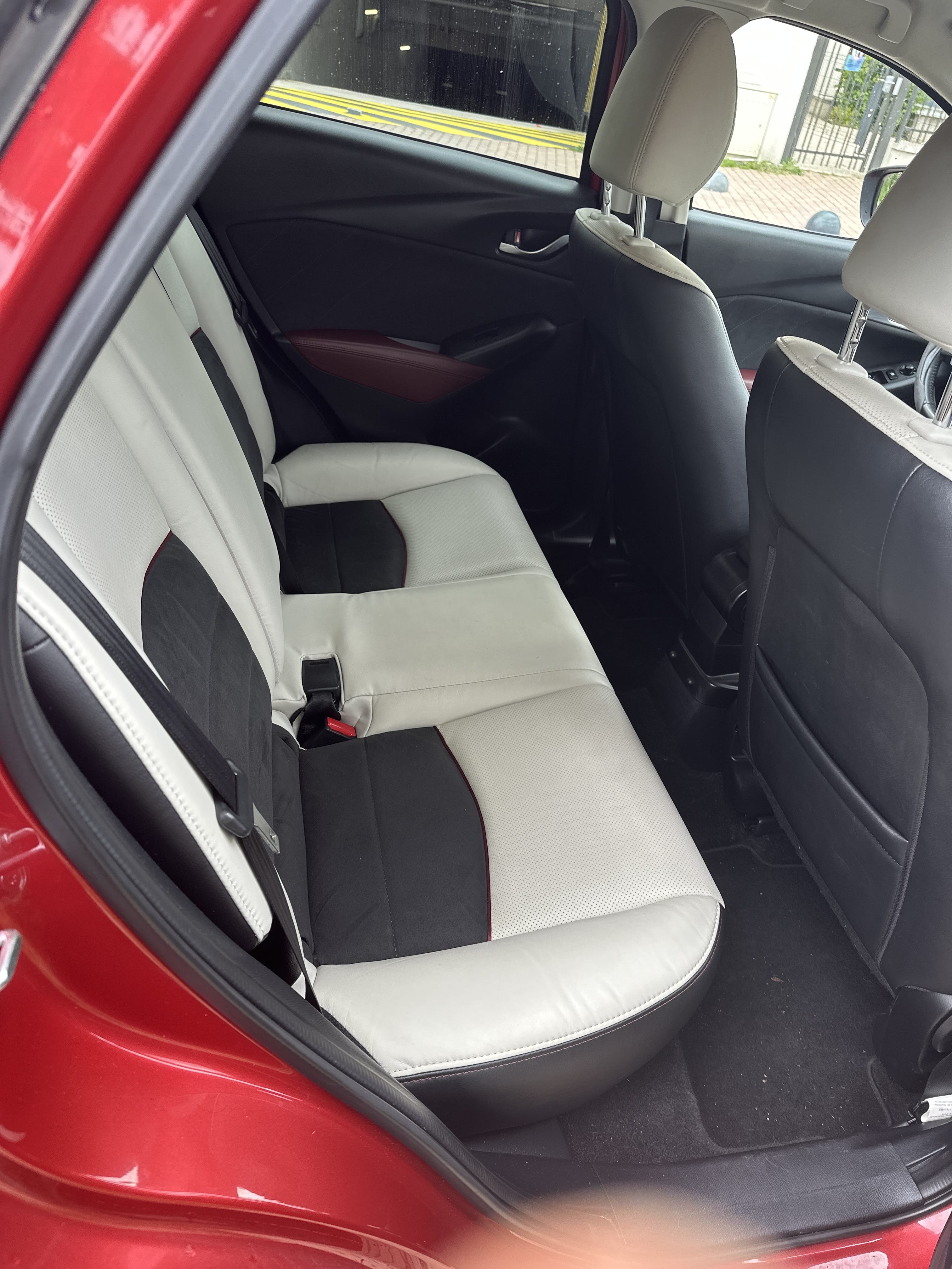 Mazda CX-3 avec Entrée audio / iPod