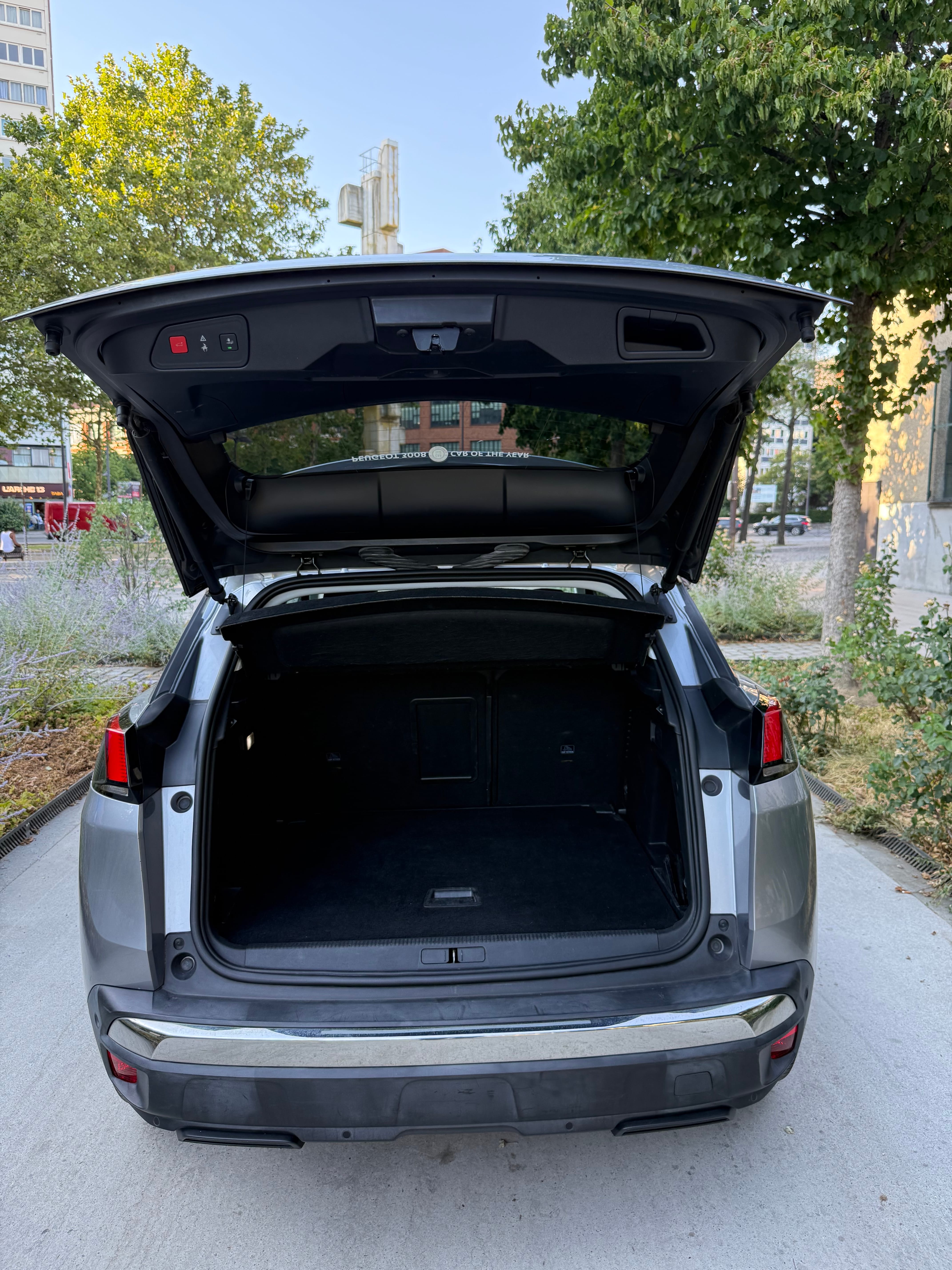 Peugeot 3008 with GPS