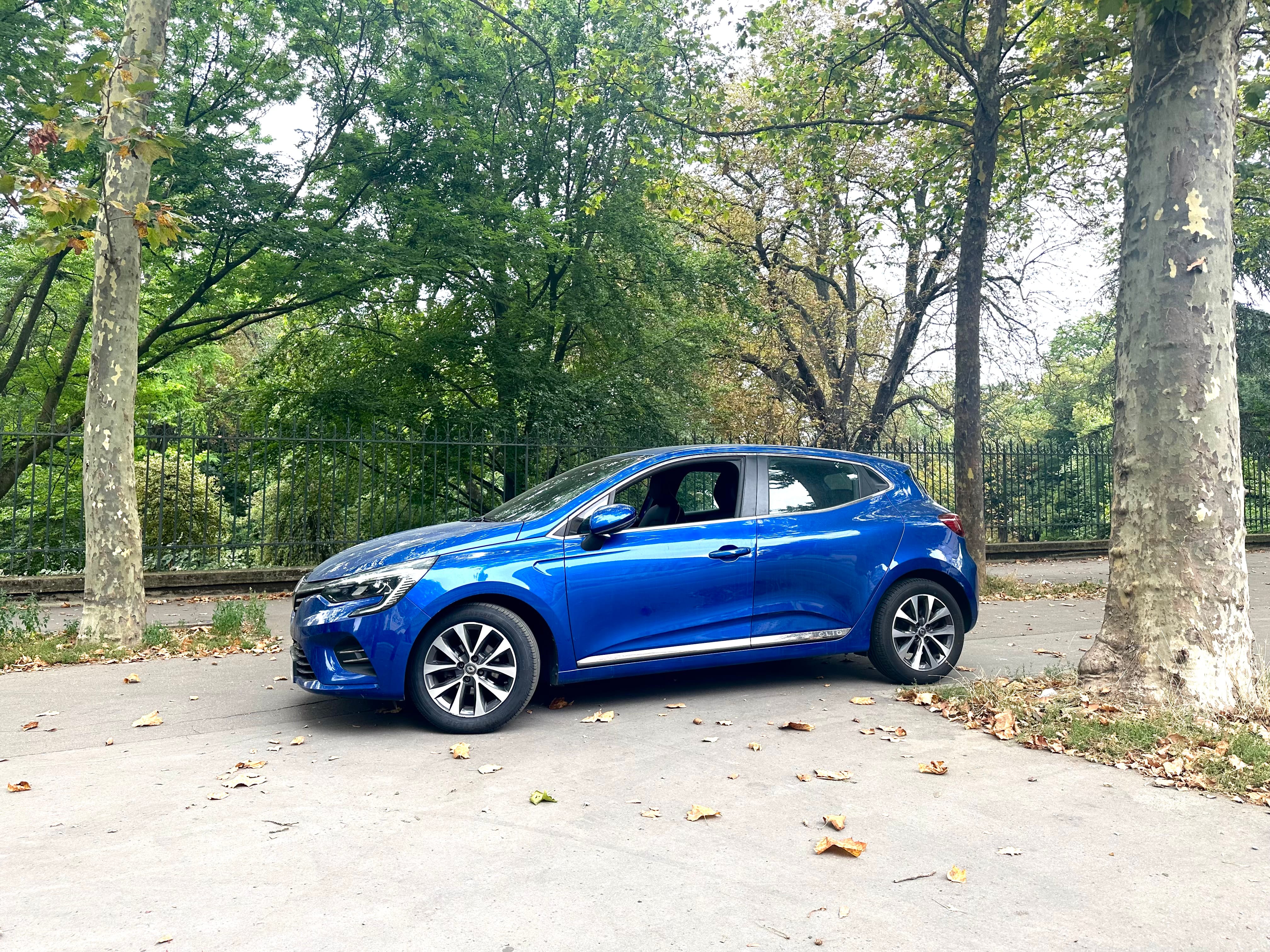 Renault Clio FV583 avec GPS