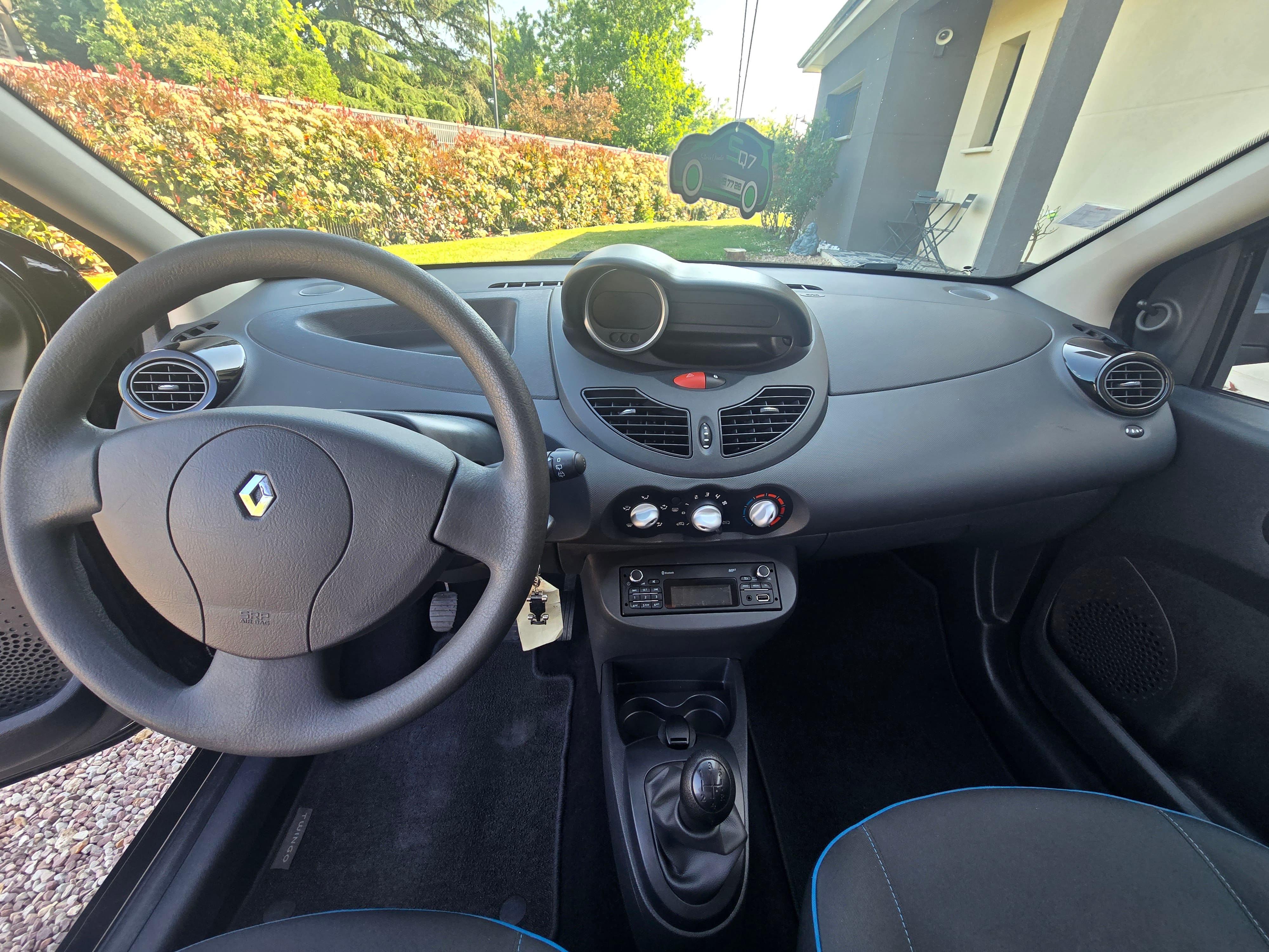Renault Twingo II avec Autoradio