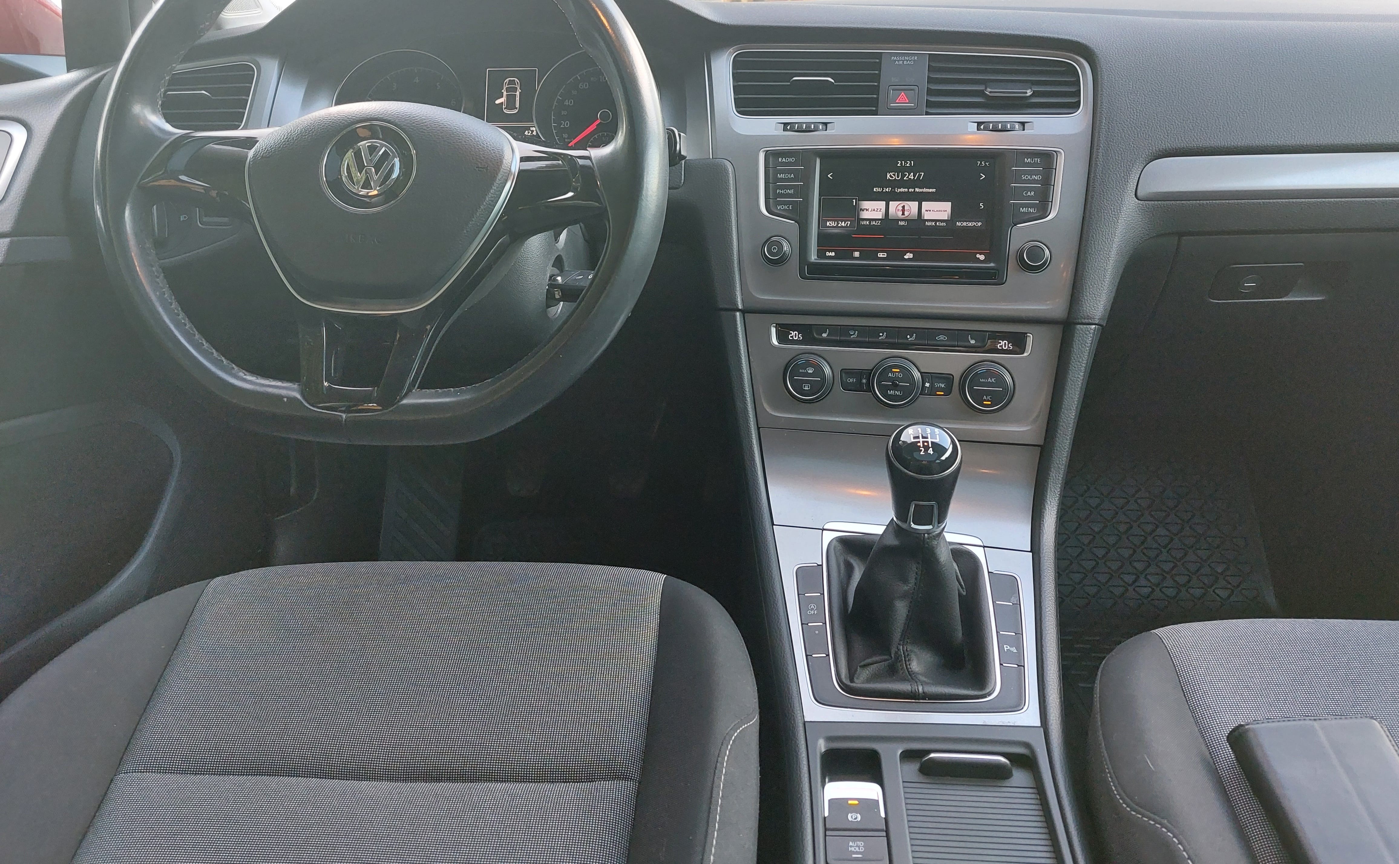 Volkswagen Golf med Babysete