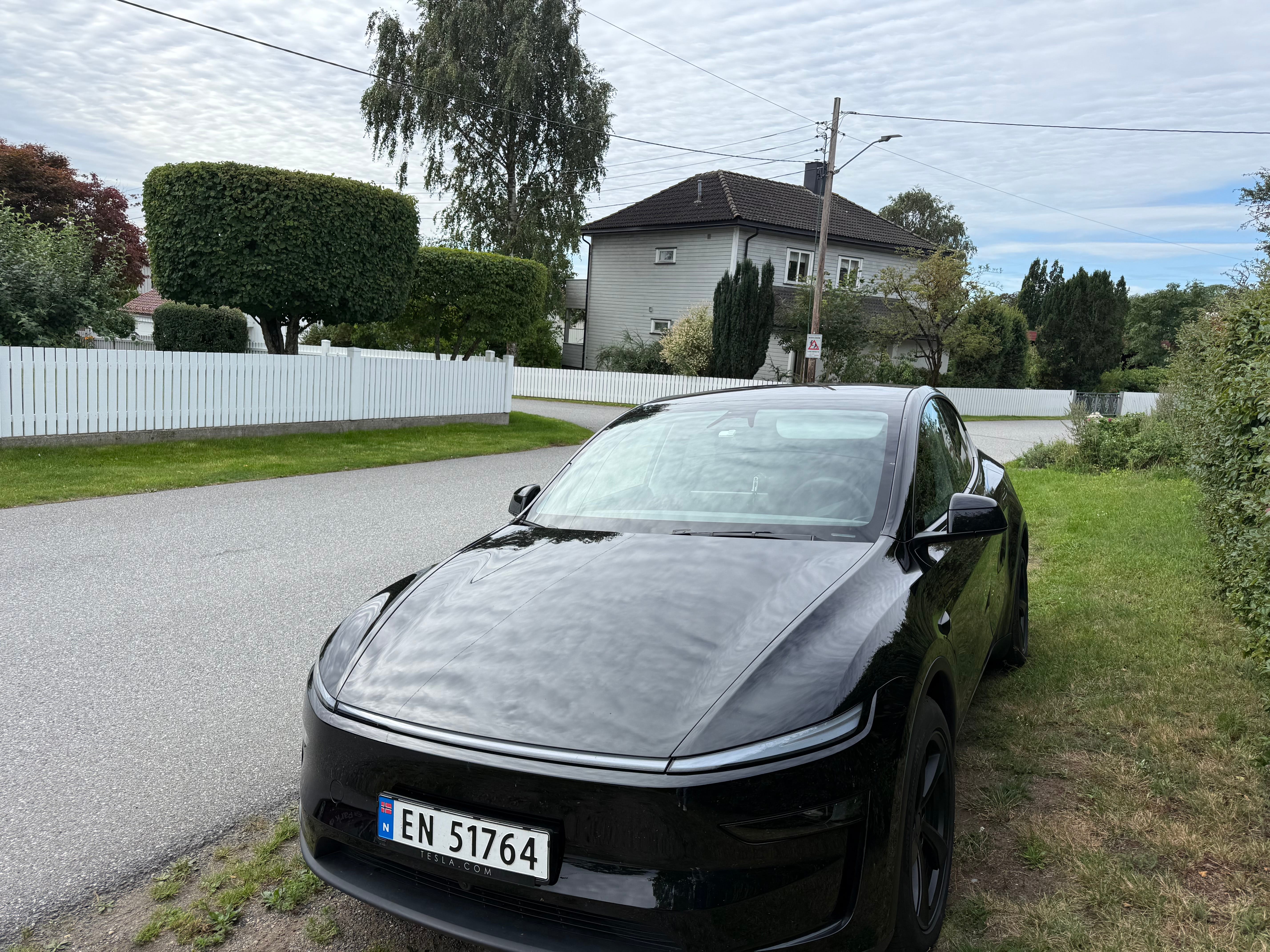 Tesla Model Y Long Range med Firehjulstrekk