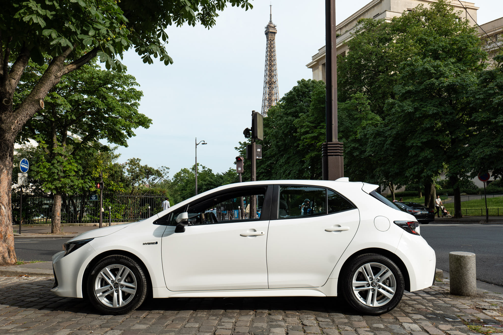 Toyota Corolla Hybride Berline avec Climatisation