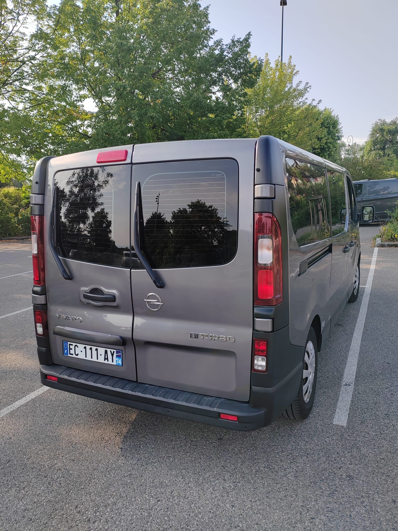 Opel Vivaro Combi avec Caméra de recul
