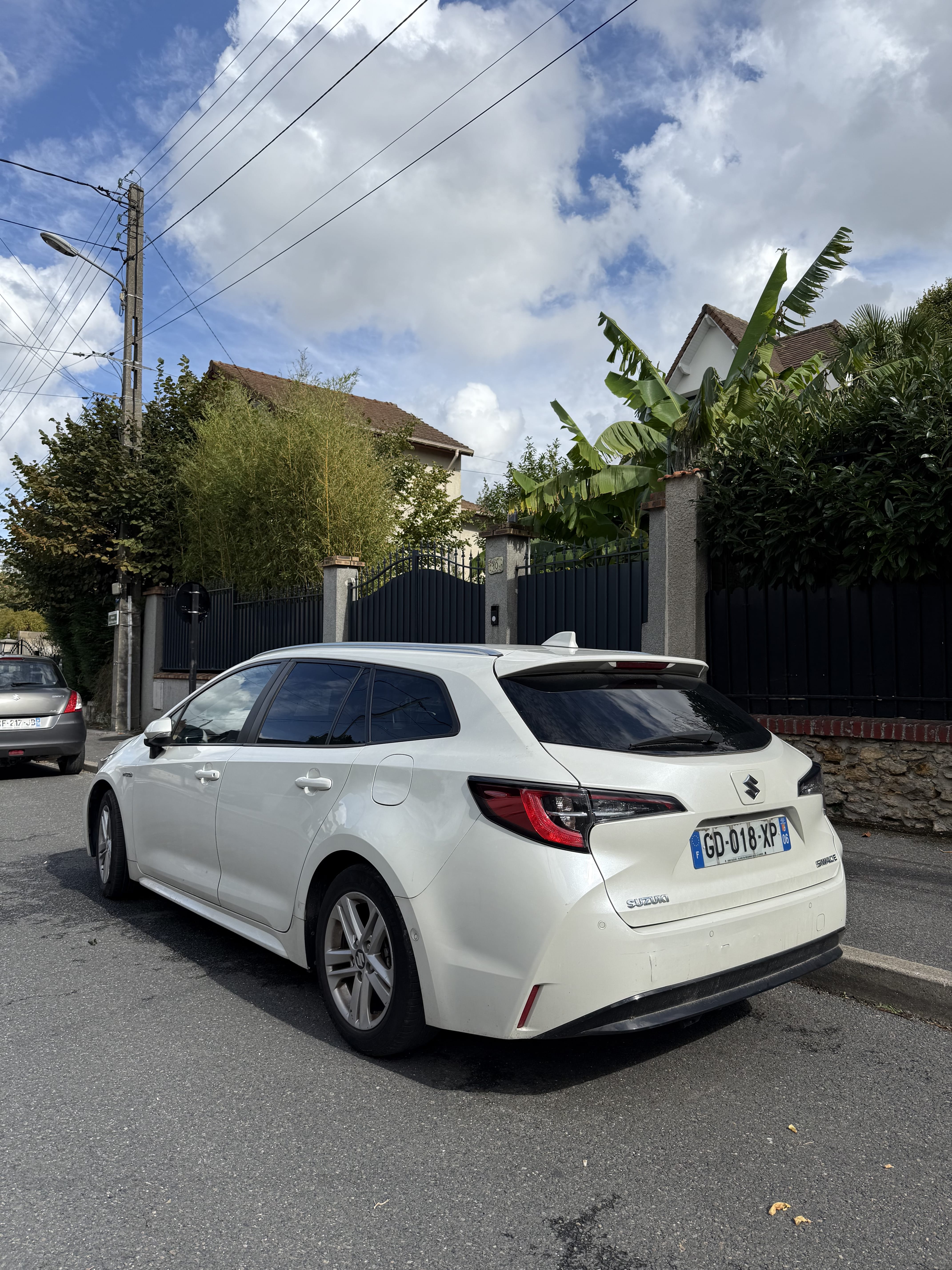 Suzuki Swace avec GPS