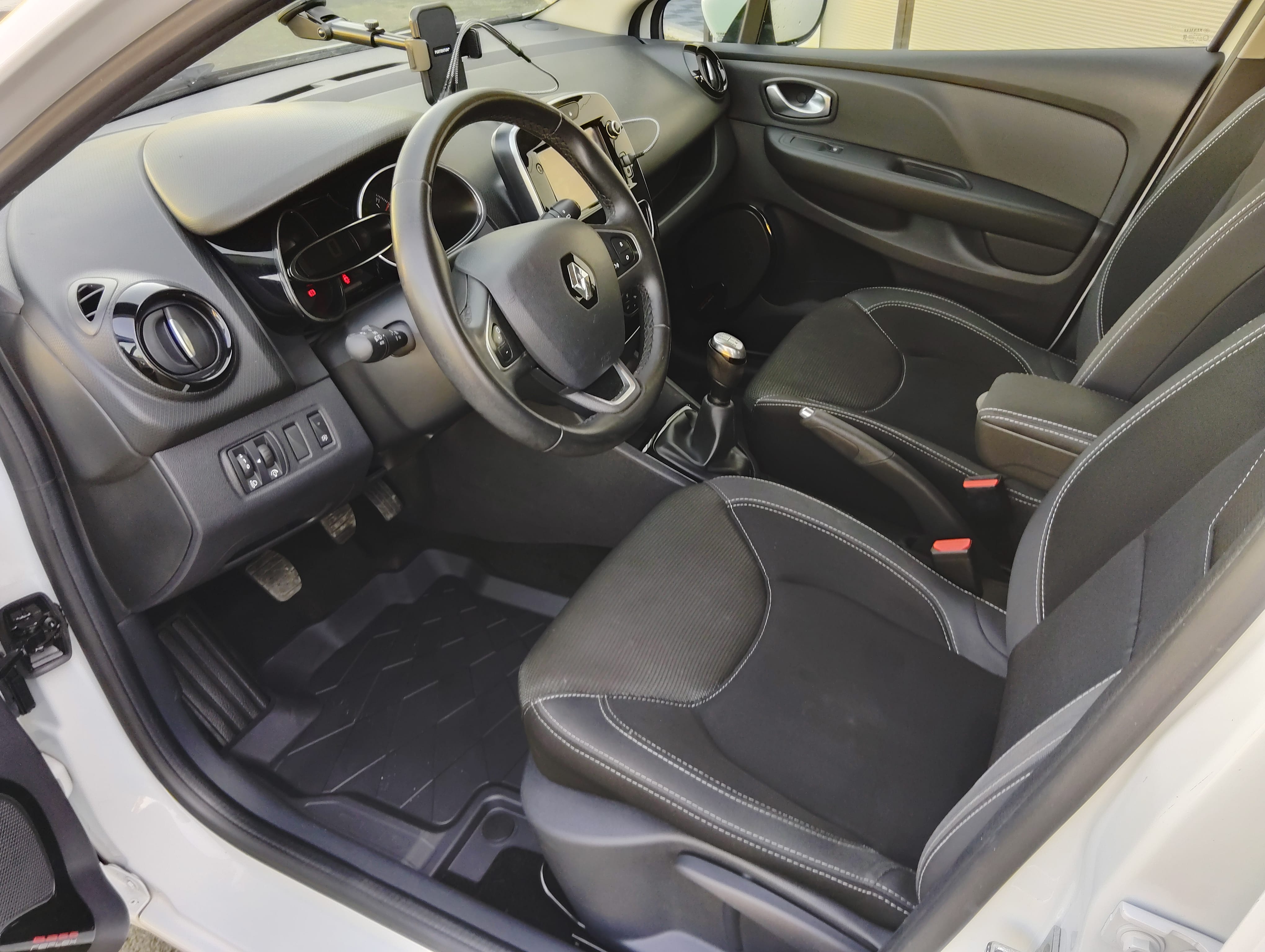 Renault Clio 0,9 TCE 90ch avec GPS