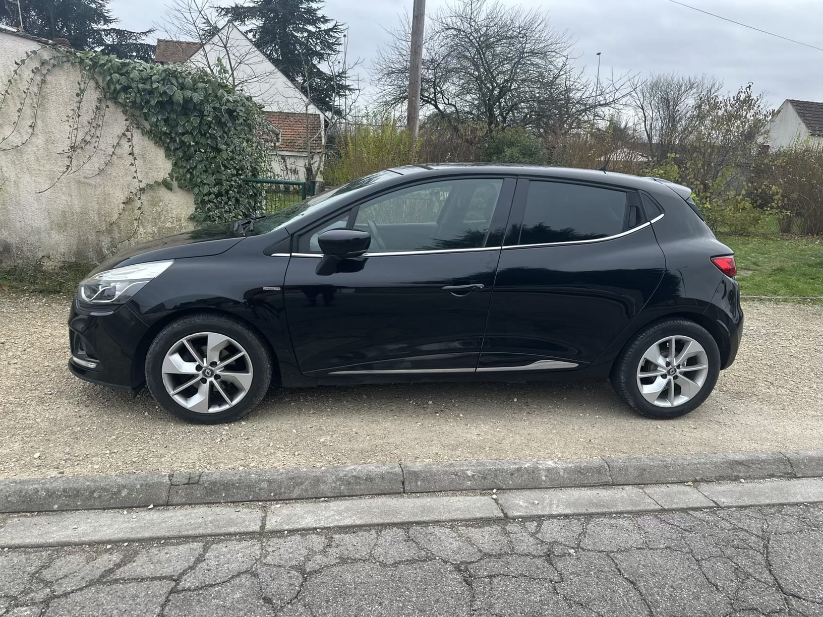 Renault Clio avec GPS