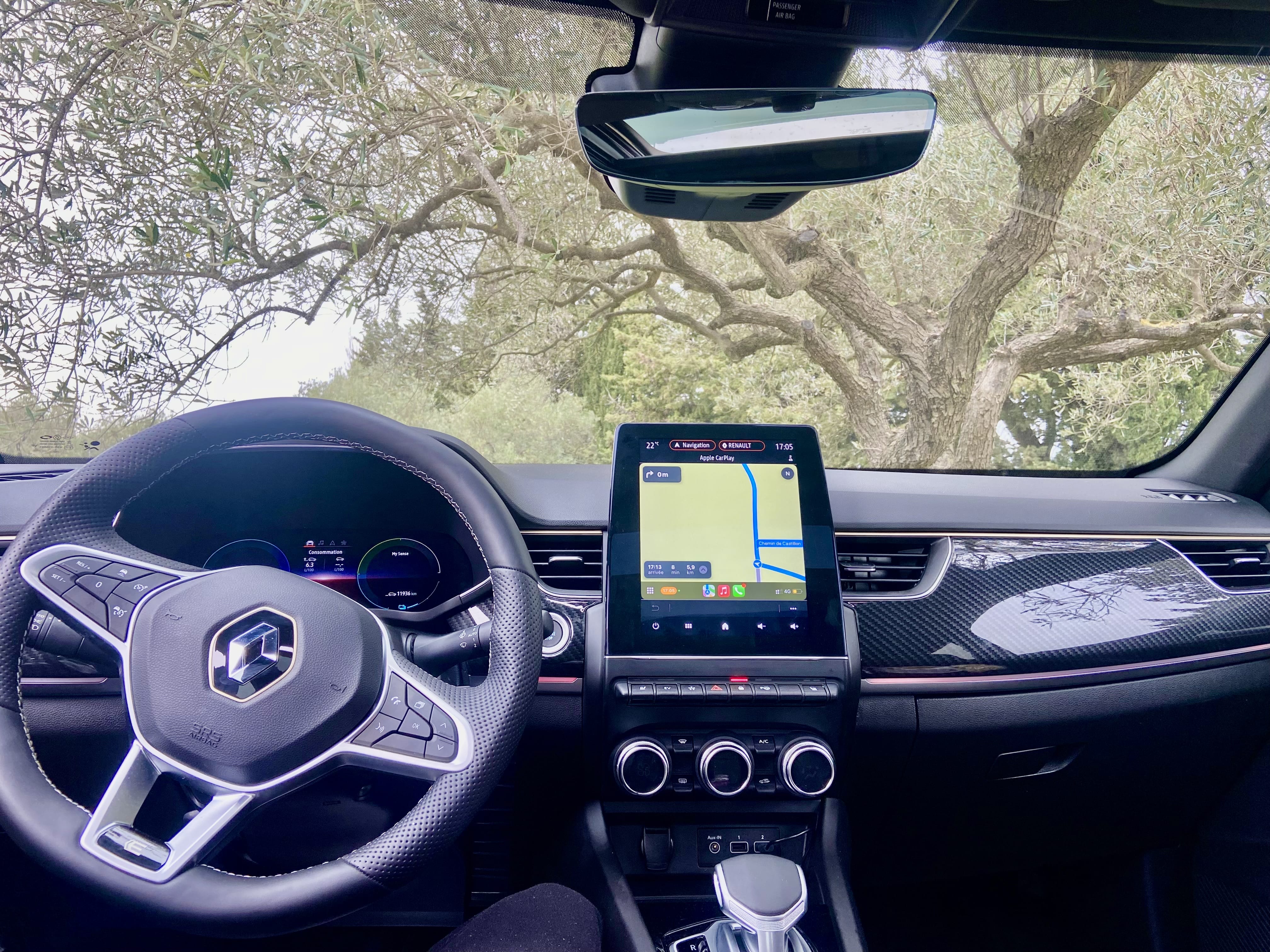 Renault Arkana E-Tech avec GPS