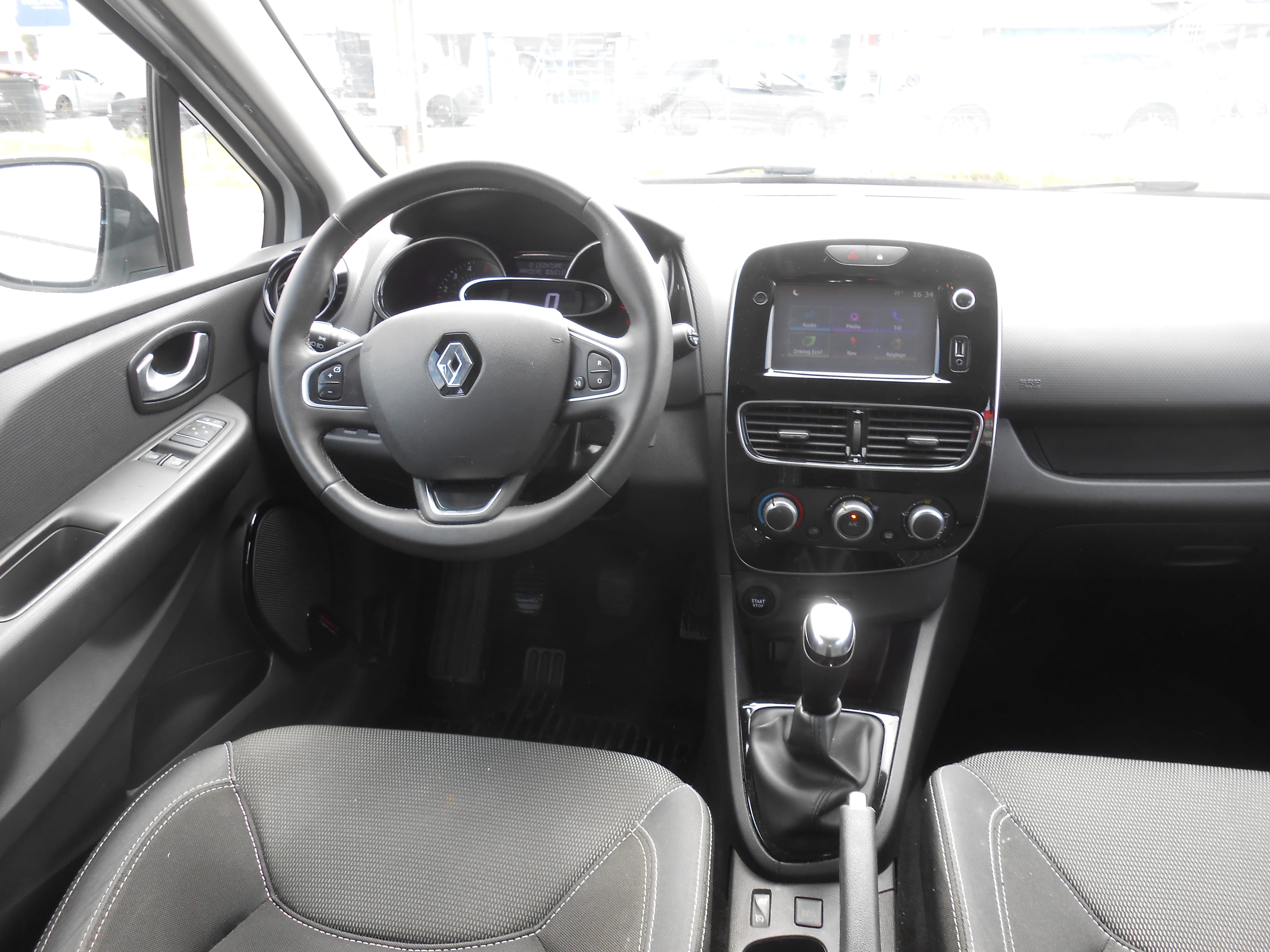 Renault Clio avec GPS