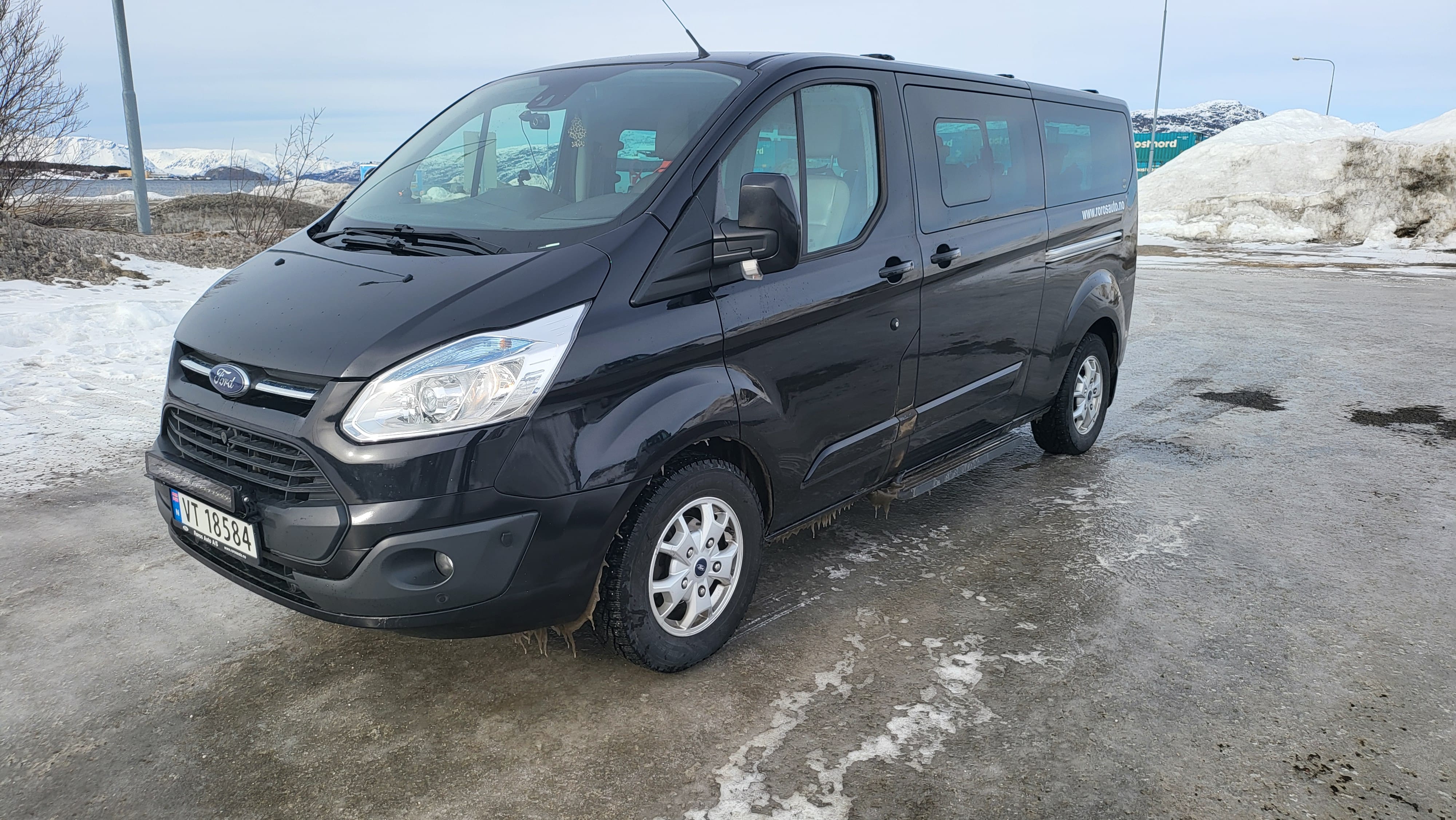 Ford Tourneo Custom 2,2 tdci, 2015, Diesel, 9 seter eller mer