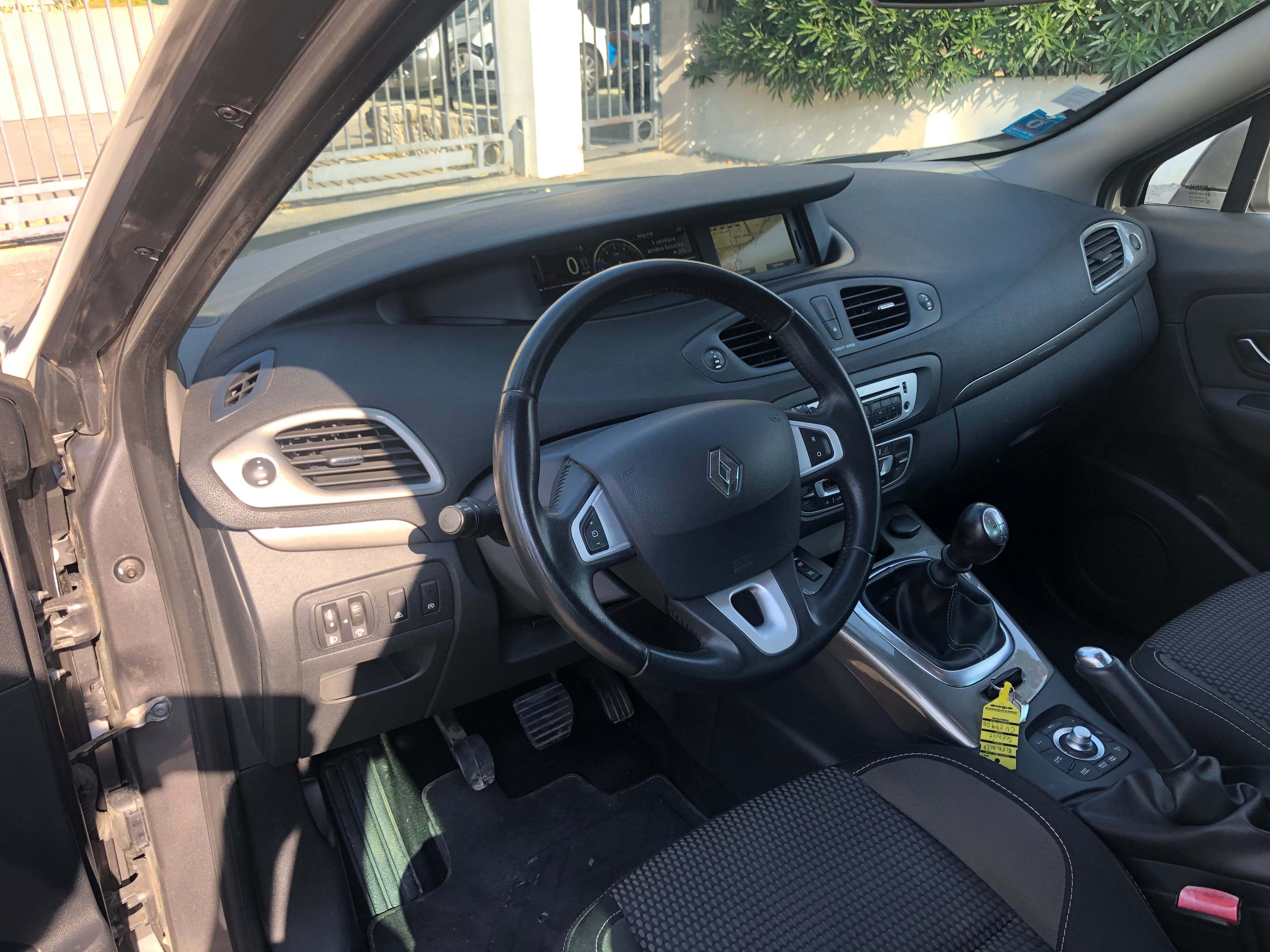 Renault Scenic 1.5 dci 110ch eco avec Régulateur de vitesse