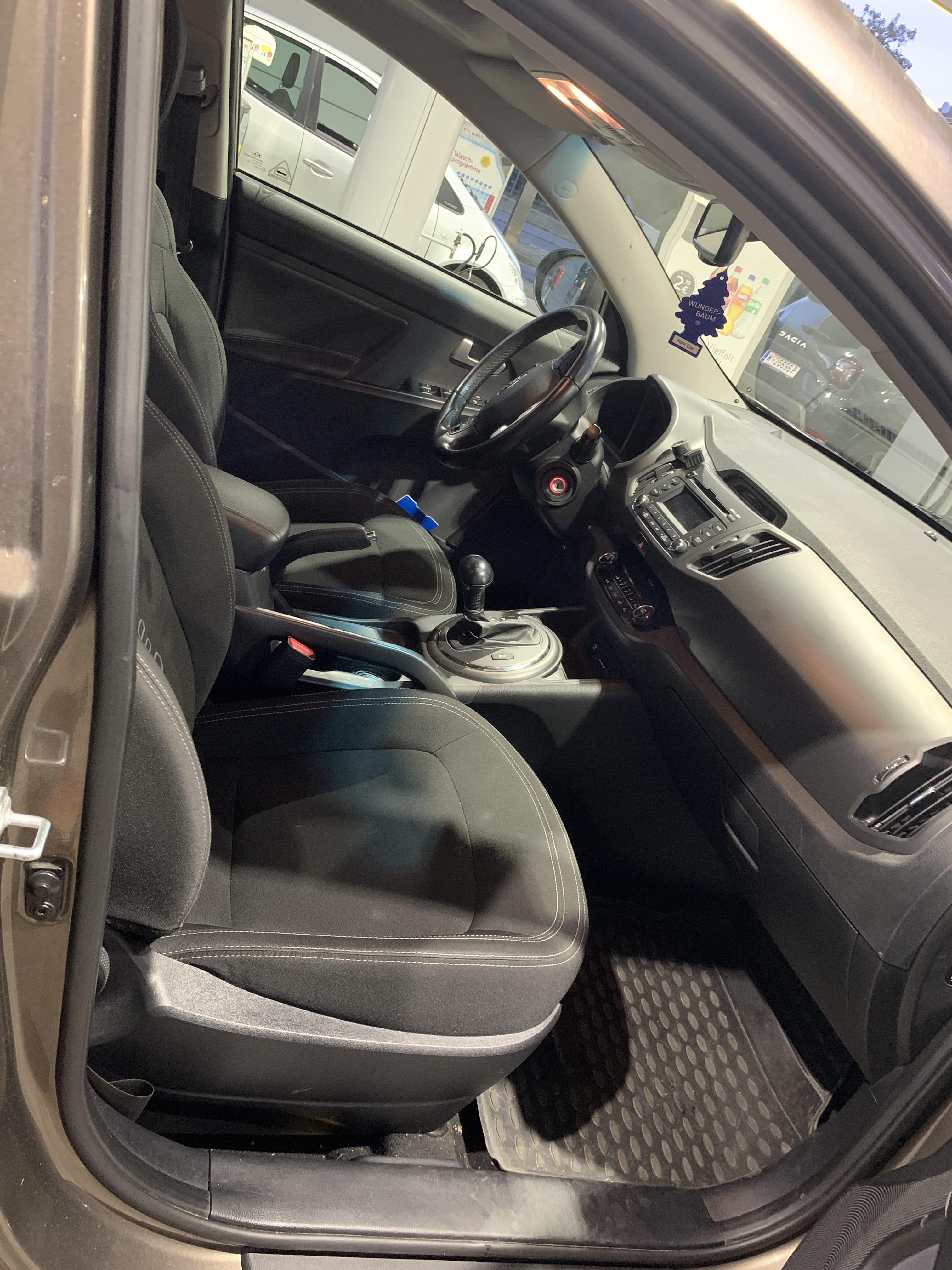 Kia Sportage mit Kindersitz