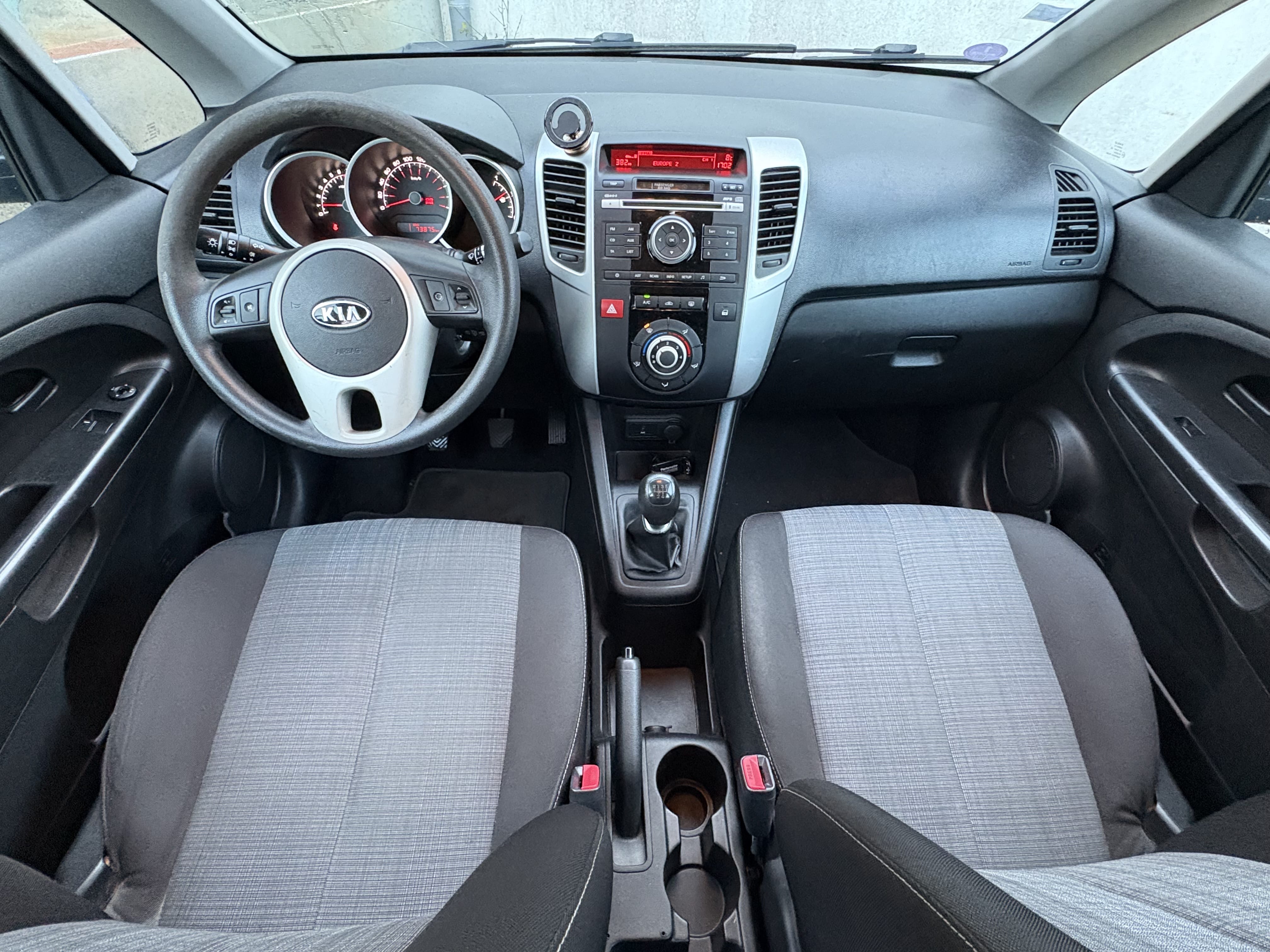 Kia Venga avec Entrée audio / iPod