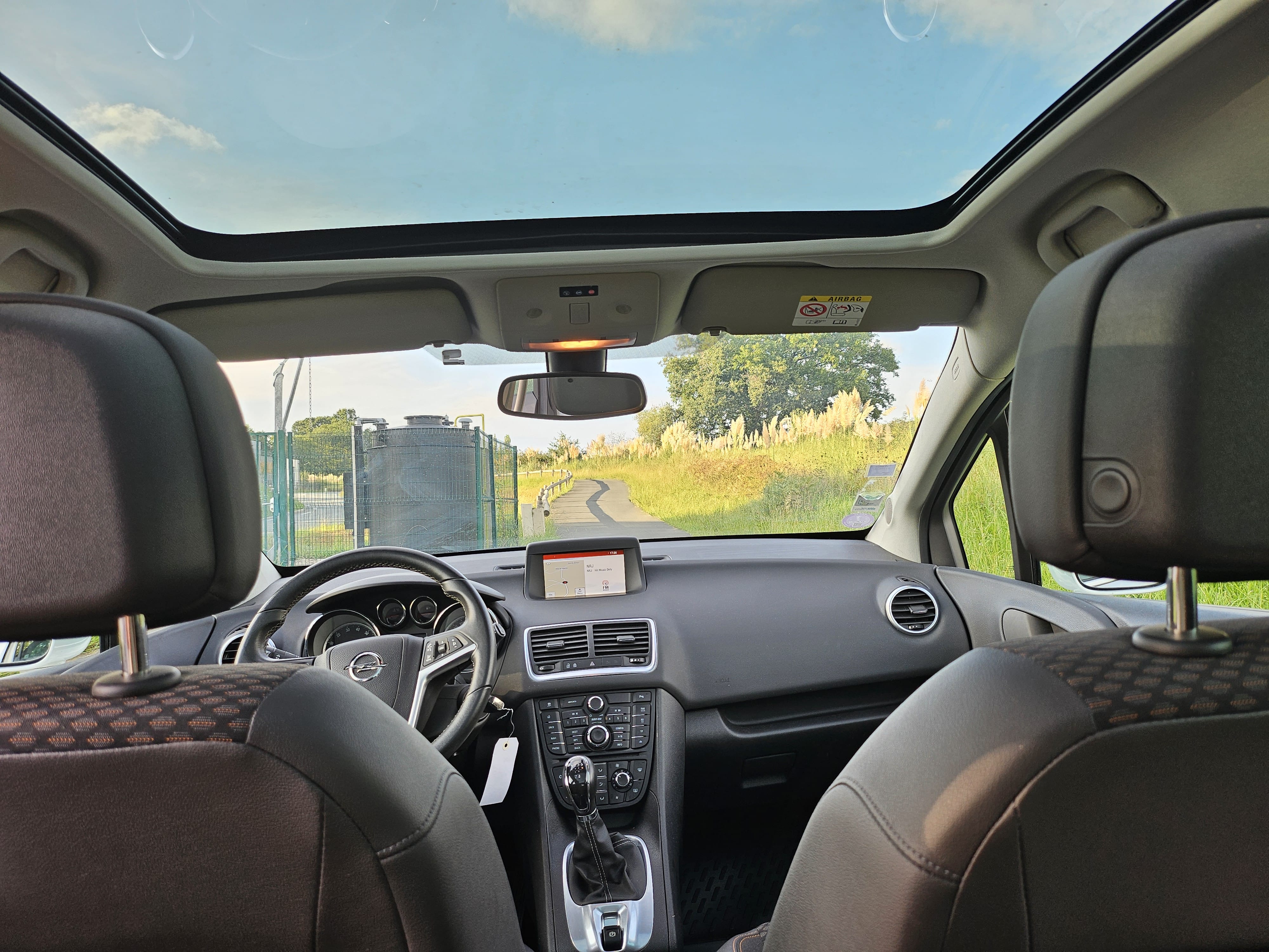 Opel Meriva avec GPS