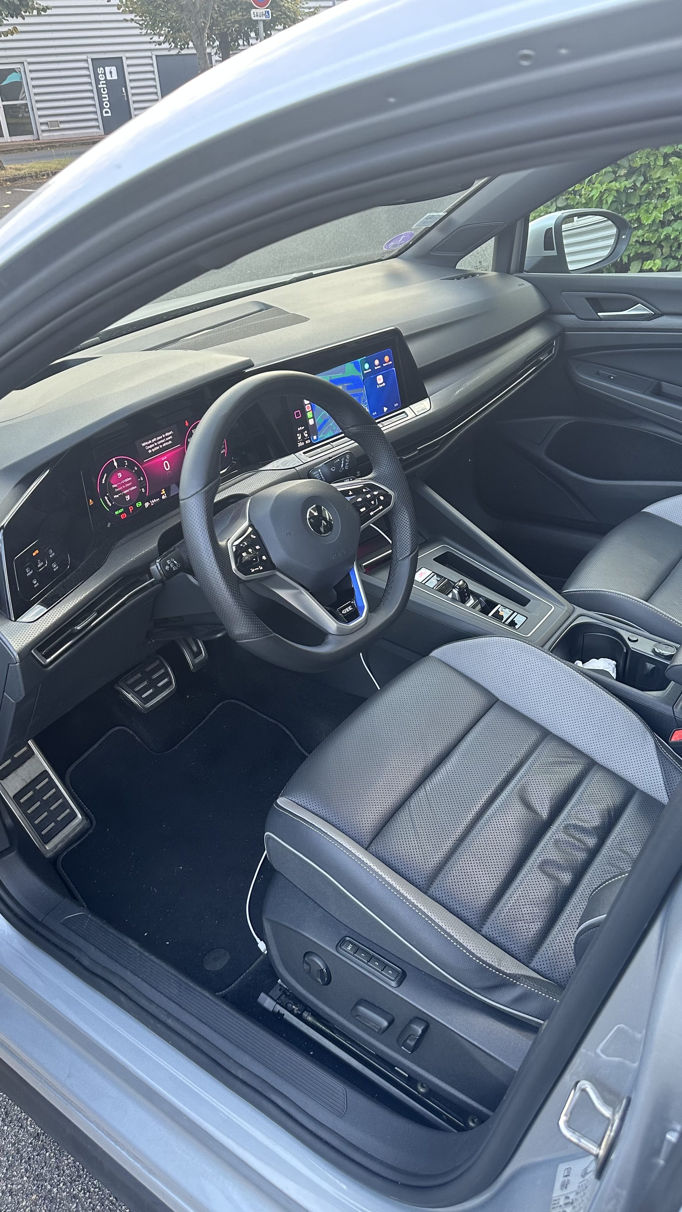 Volkswagen Golf GTE mit Klimaanlage