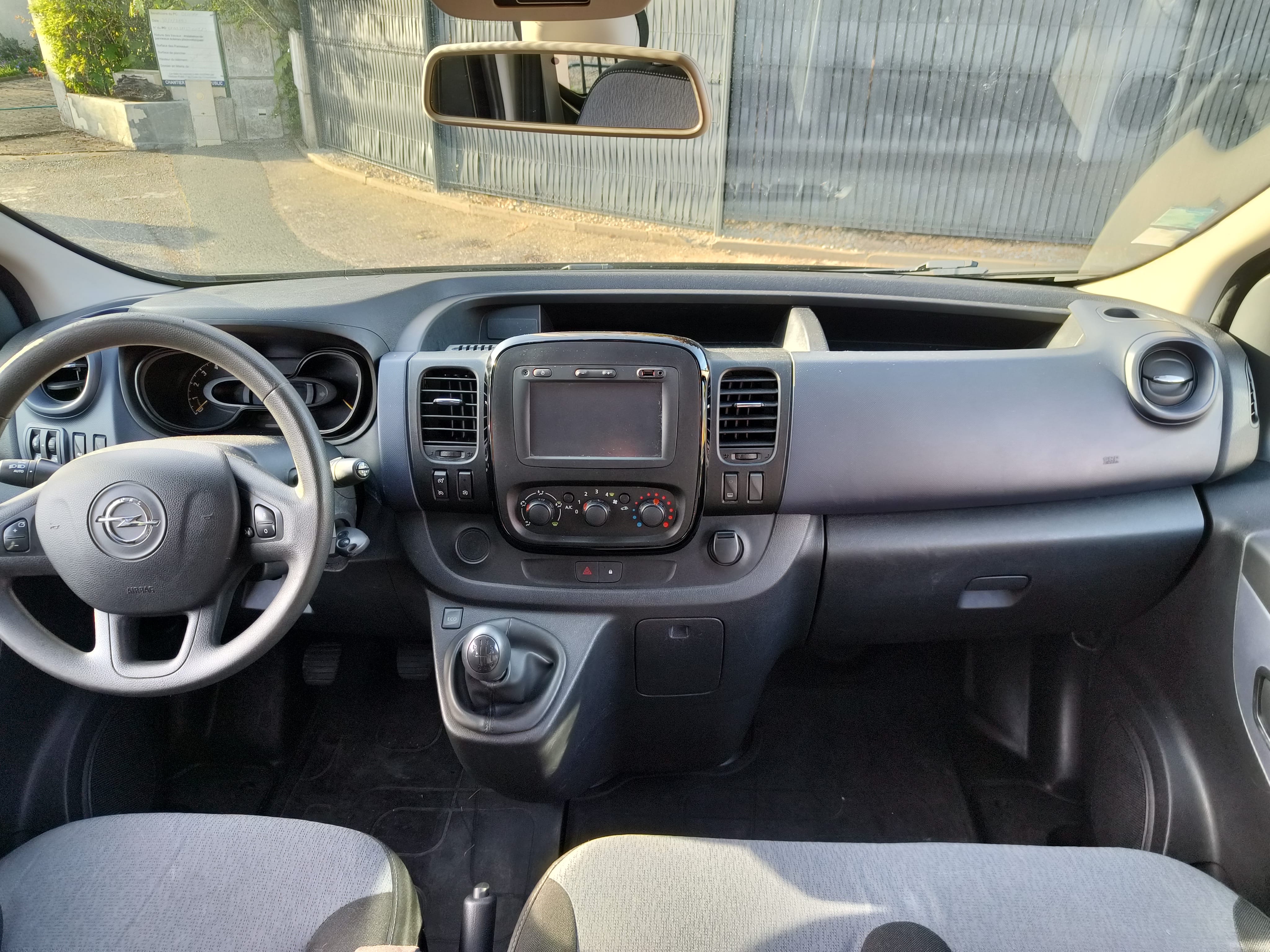 Opel Vivaro Combi avec Régulateur de vitesse