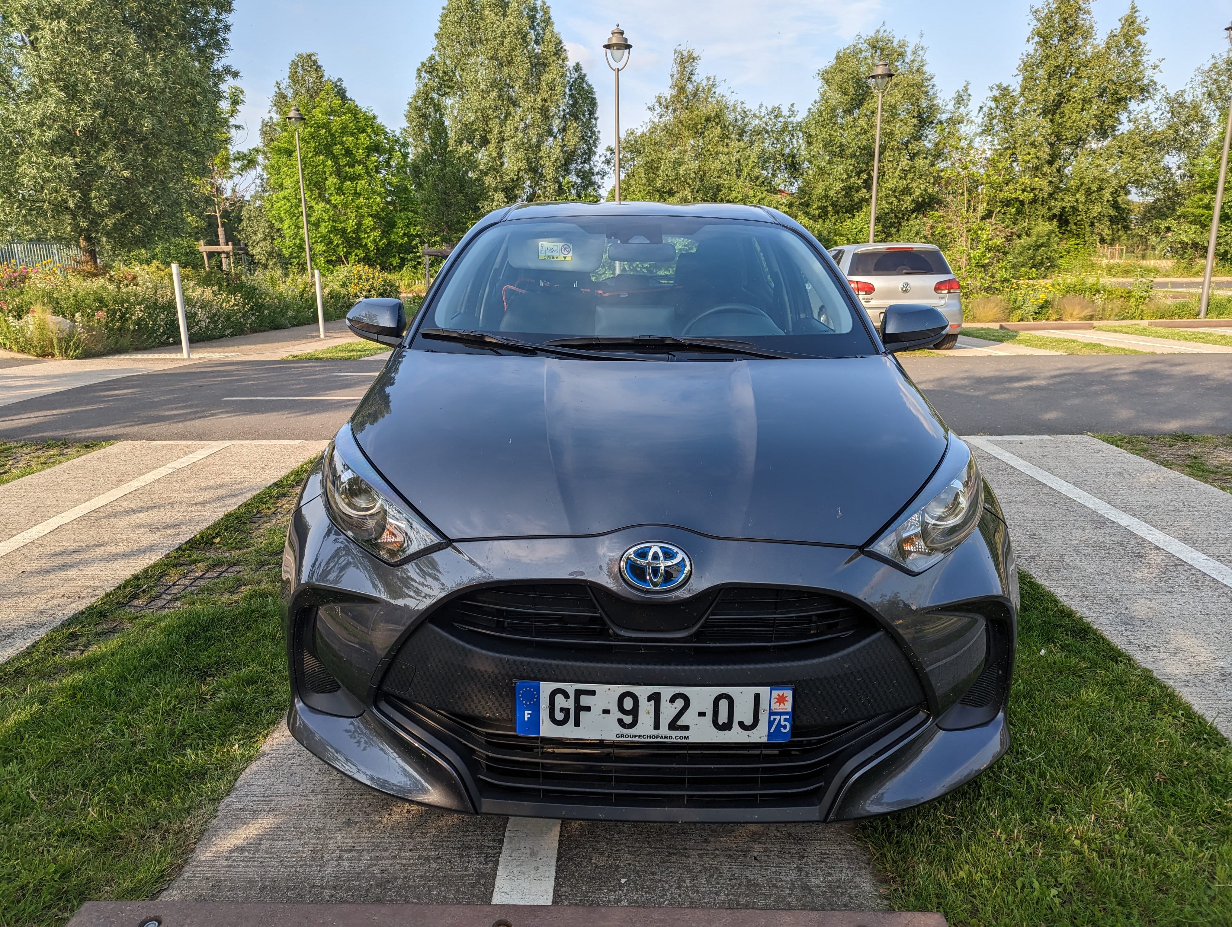 Toyota Yaris Hybride avec GPS