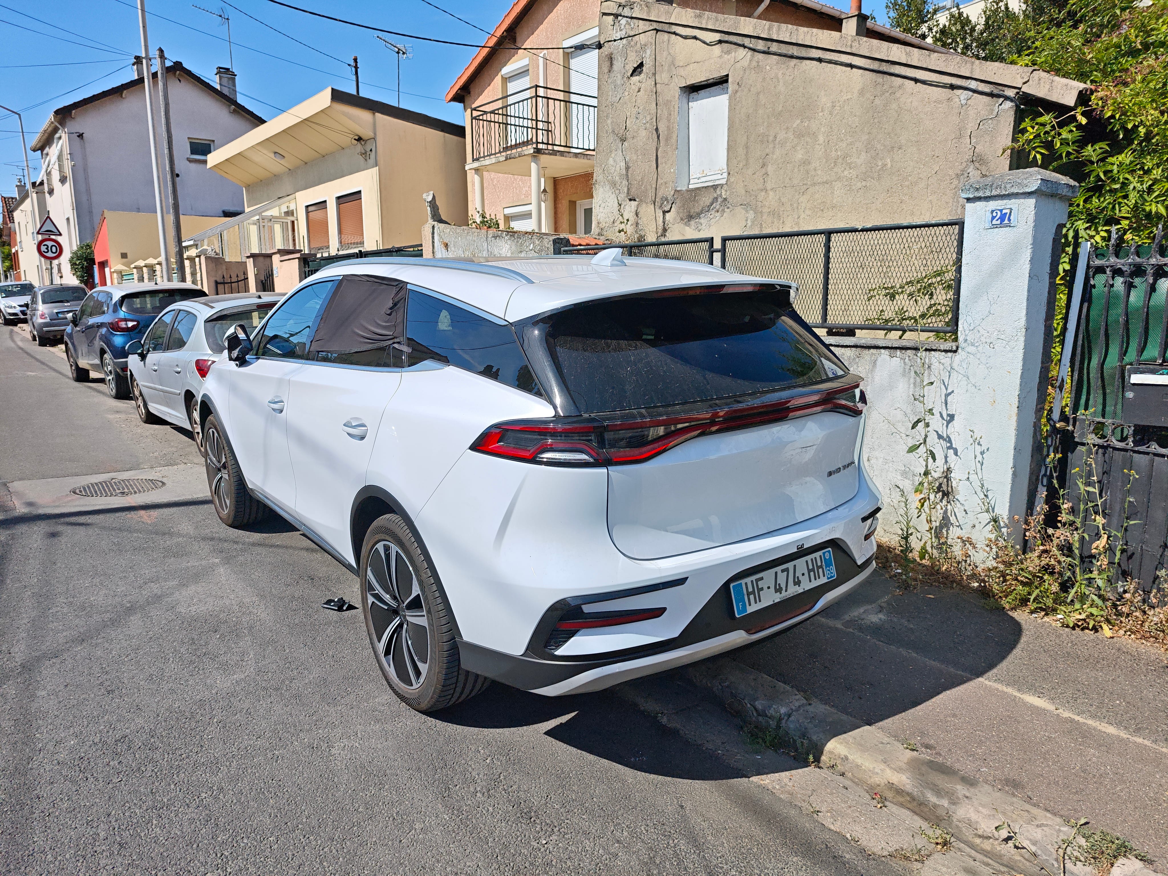 BYD Tang avec Caméra de recul