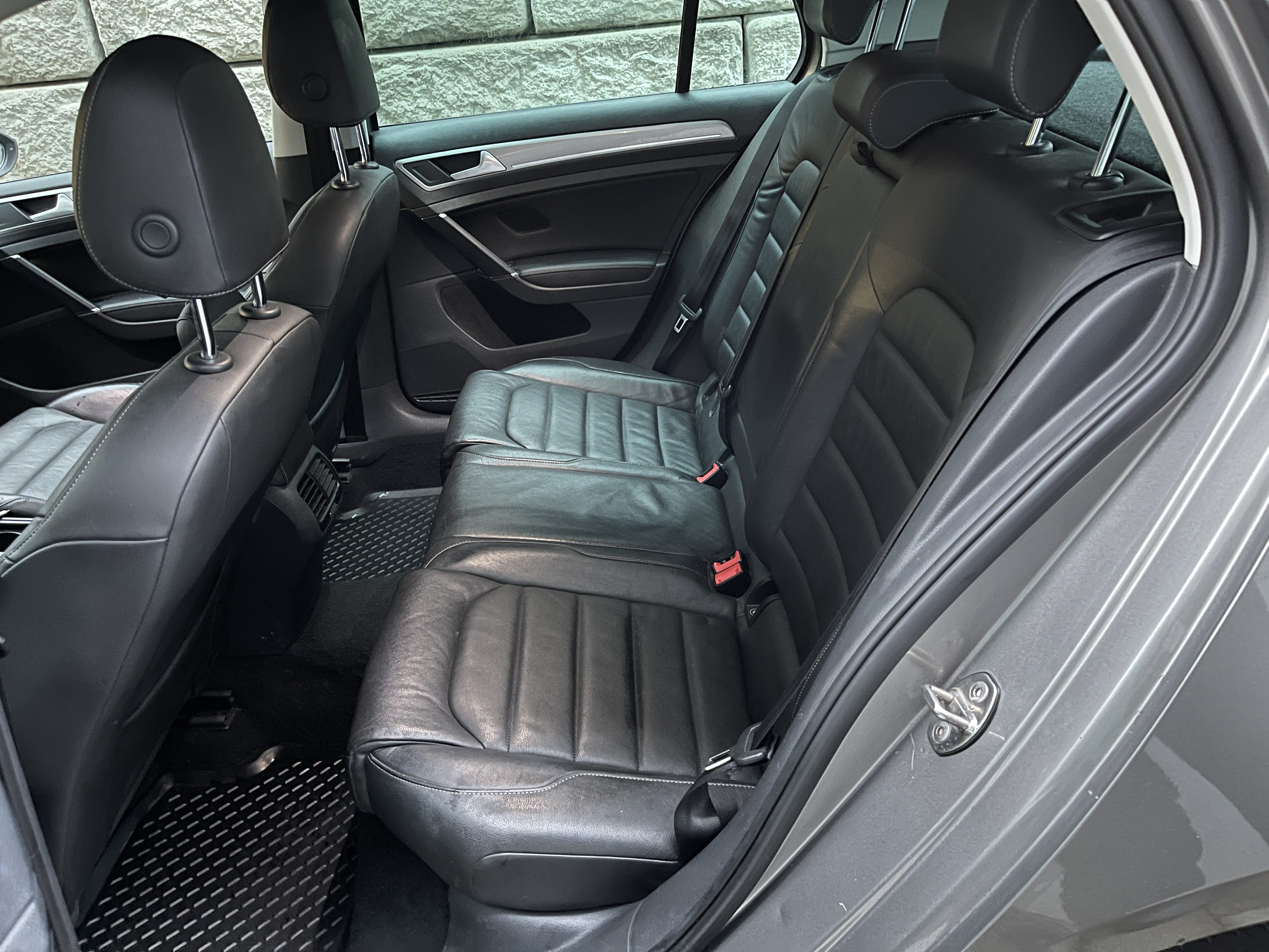 Volkswagen Golf E-Golf med Lydinngang