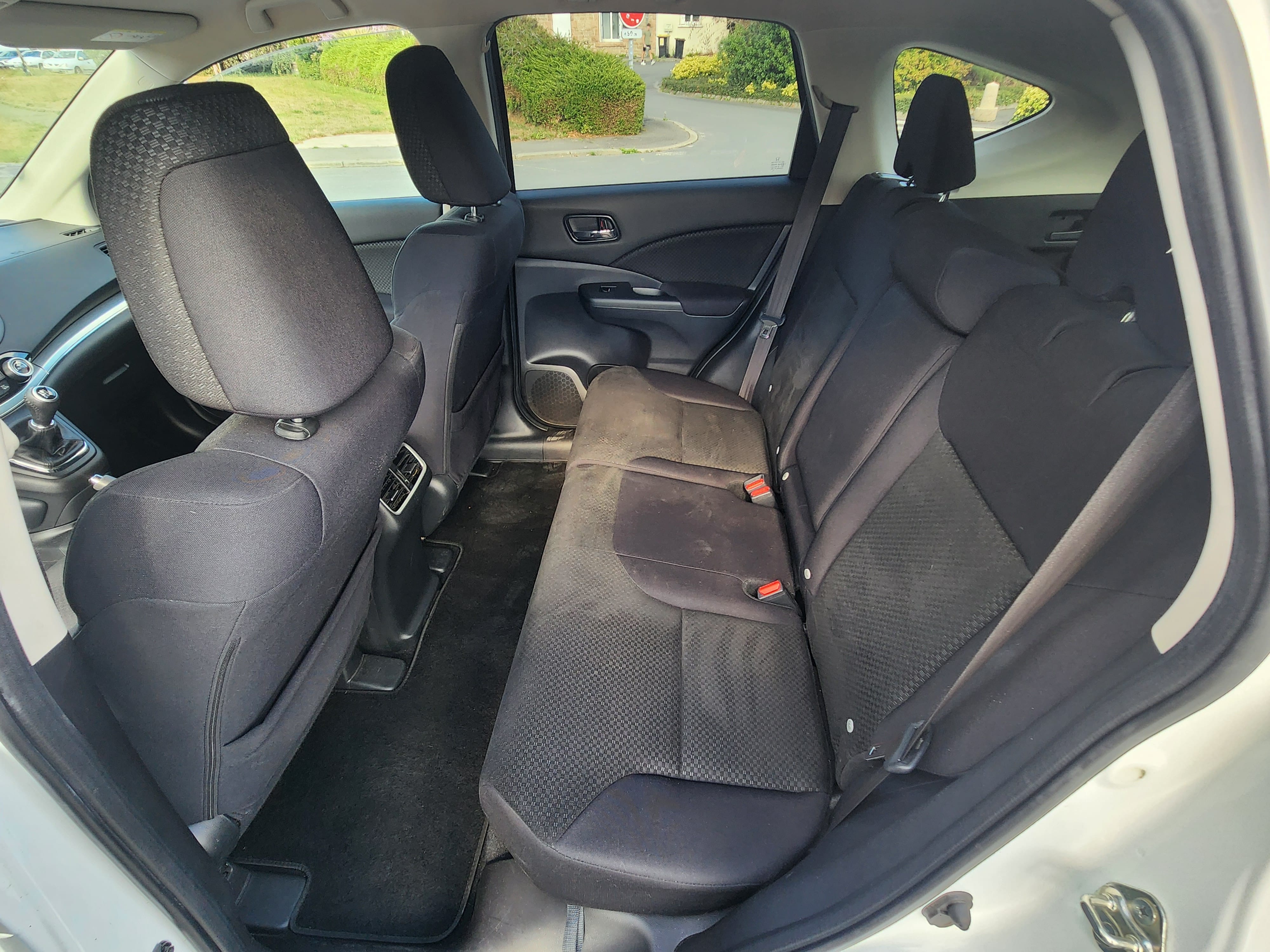 Honda CR-V Spacieux et Economique avec Audio Bluetooth