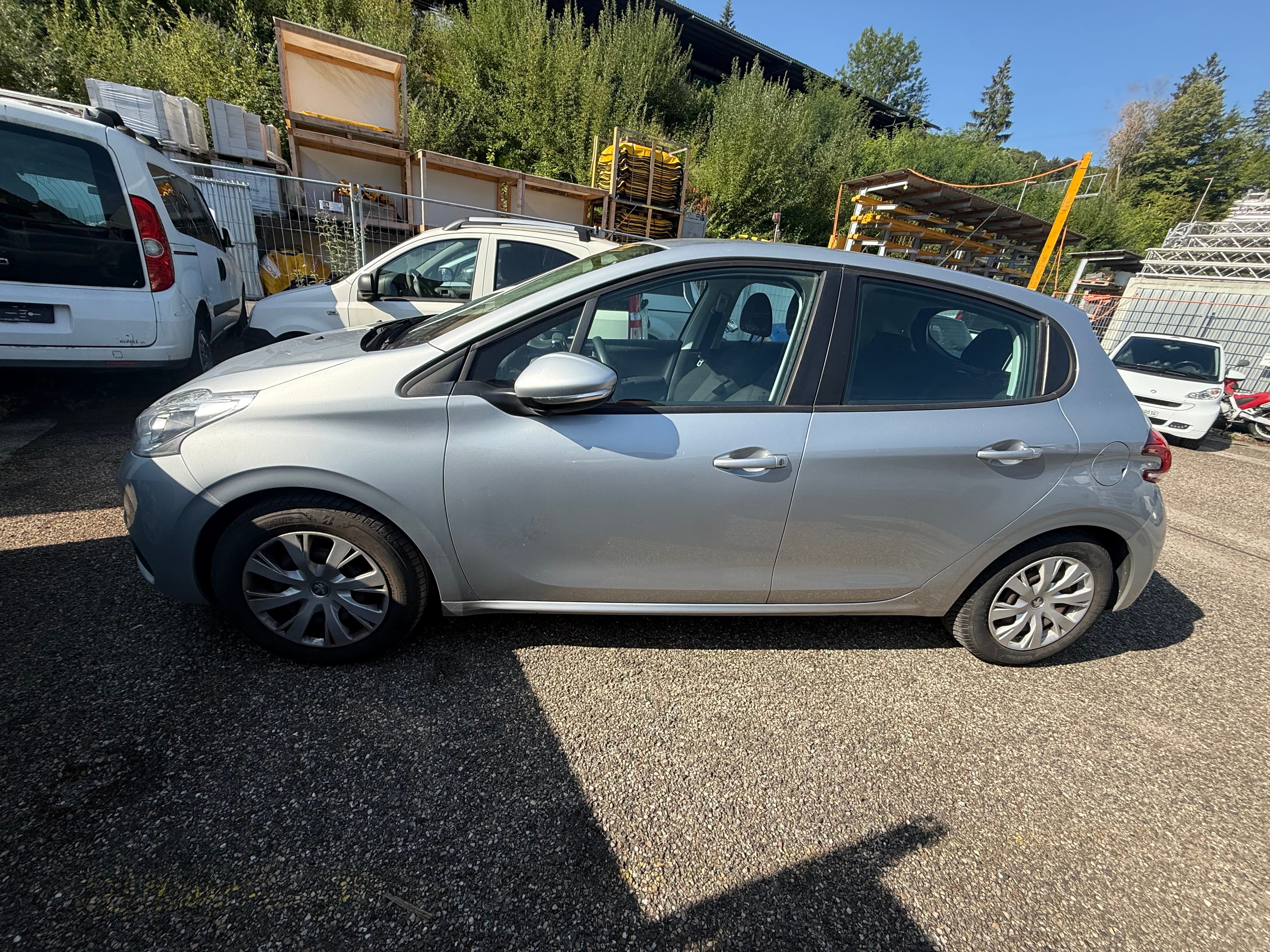 Peugeot 208 avec Climatisation