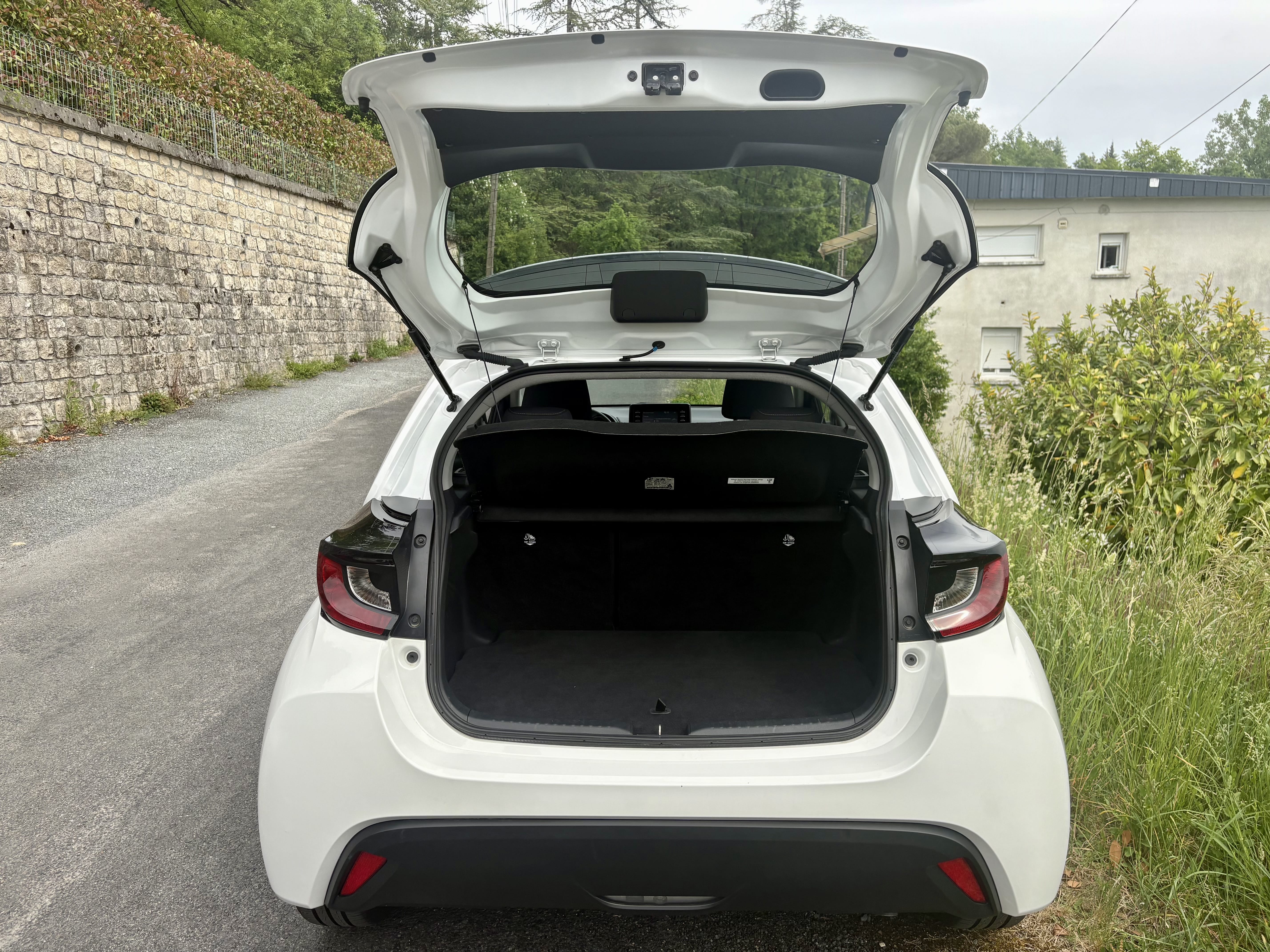Toyota Yaris Hybride avec Régulateur de vitesse
